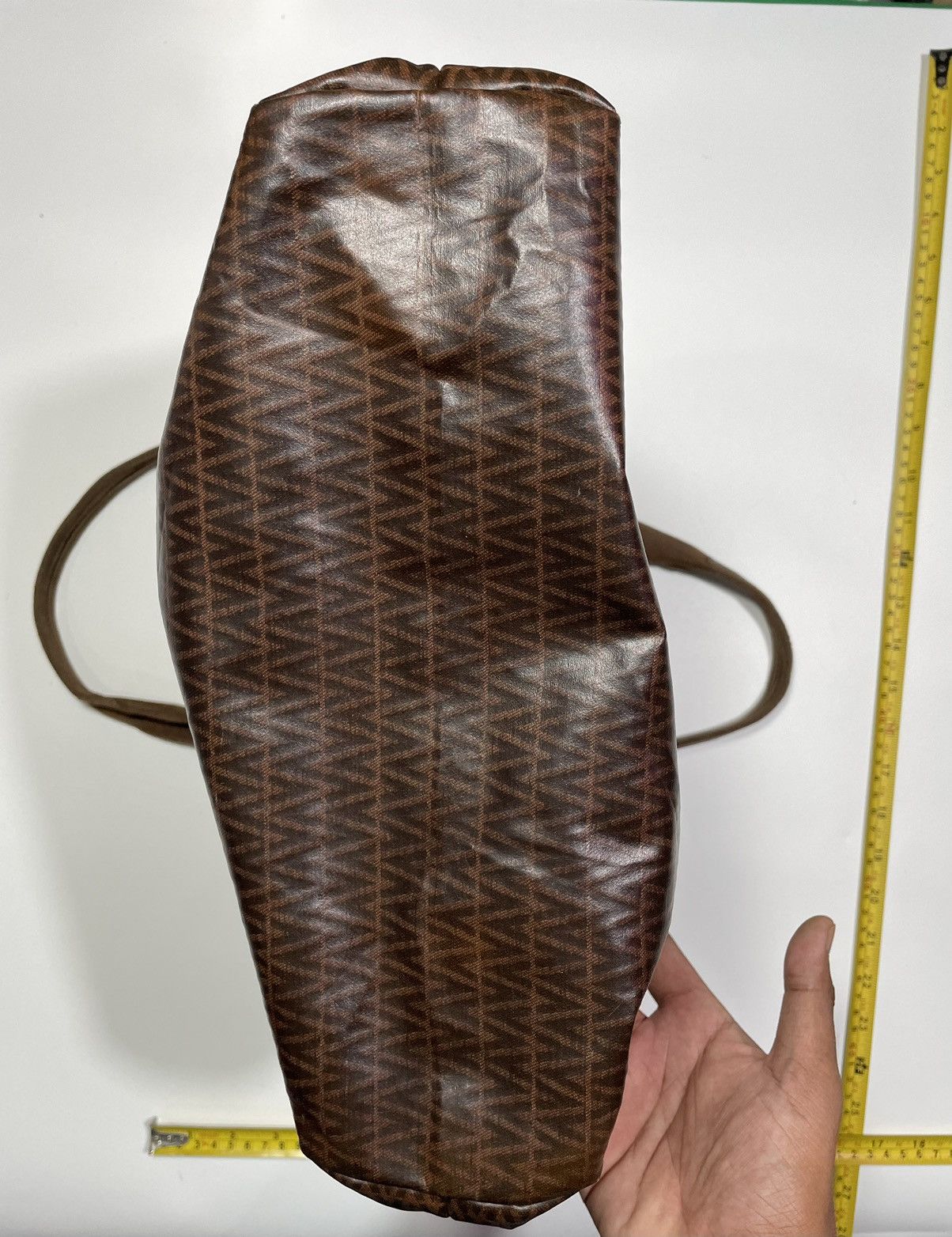 Valentino × Vintage Vintage 90s Valentino Monogram nova plaid italy tote bag Size ONE SIZE - 10 Thumbnail