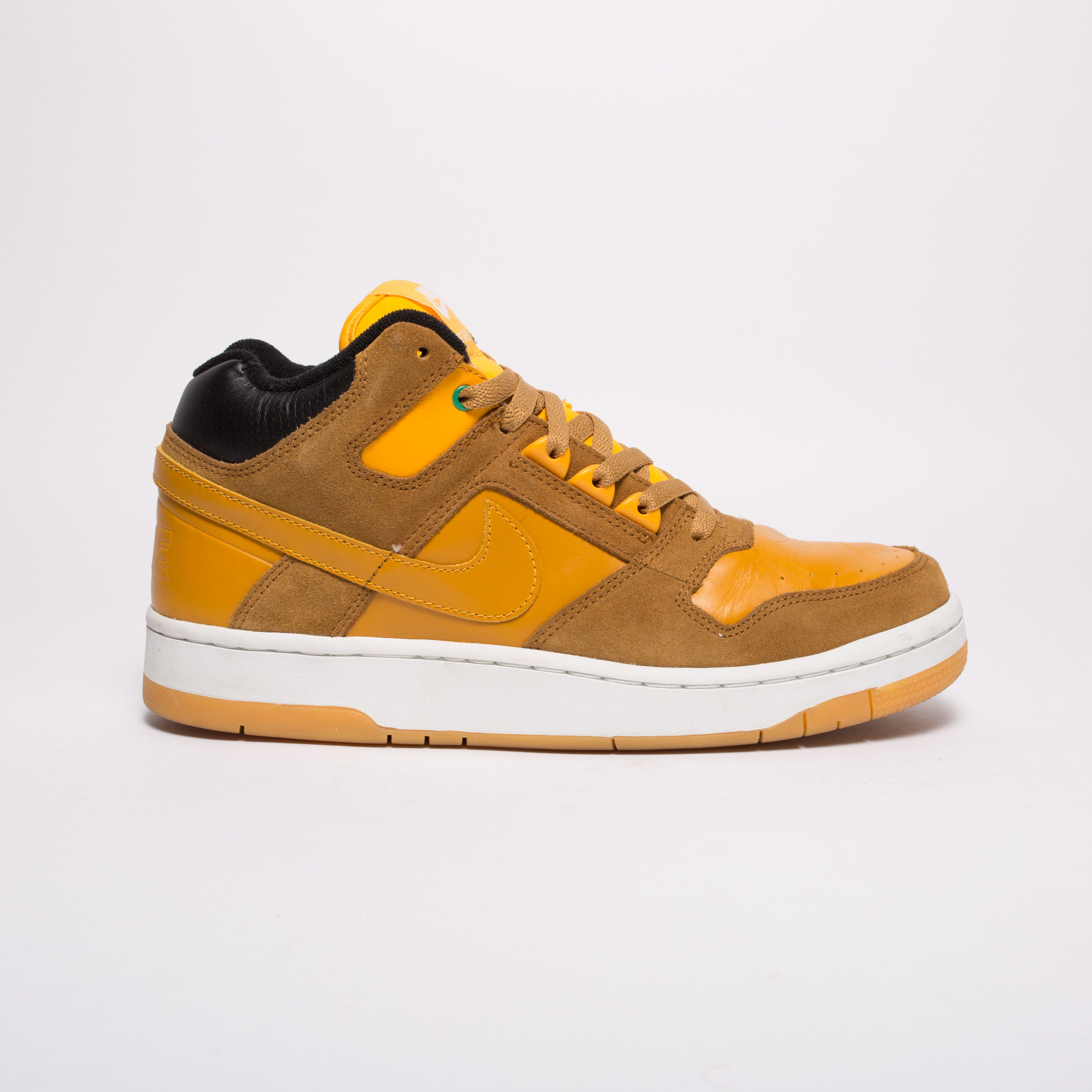Nike Delta Force 3/4 SB “Supreme,” 2004