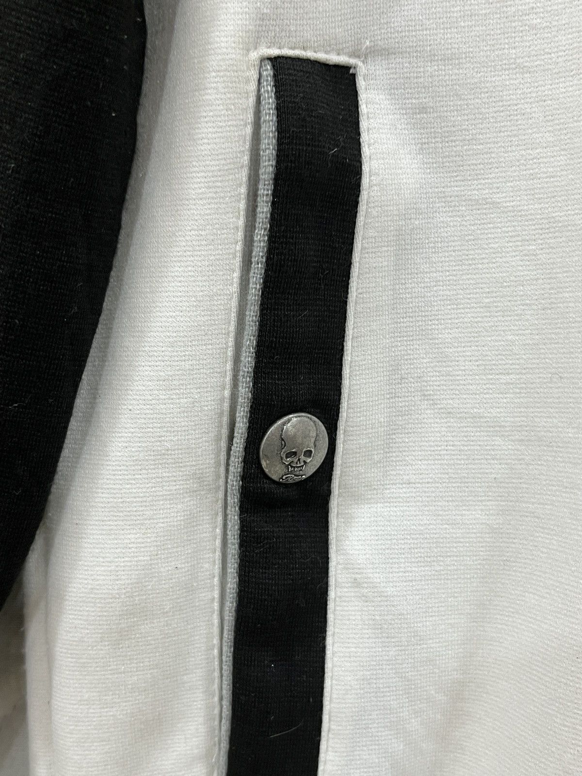 Roen (Ccc). ROEN SKULLS JAPAN HYPEBEAST HOODIE SWEATER Size US S / EU 44-46 / 1 - 16 Thumbnail