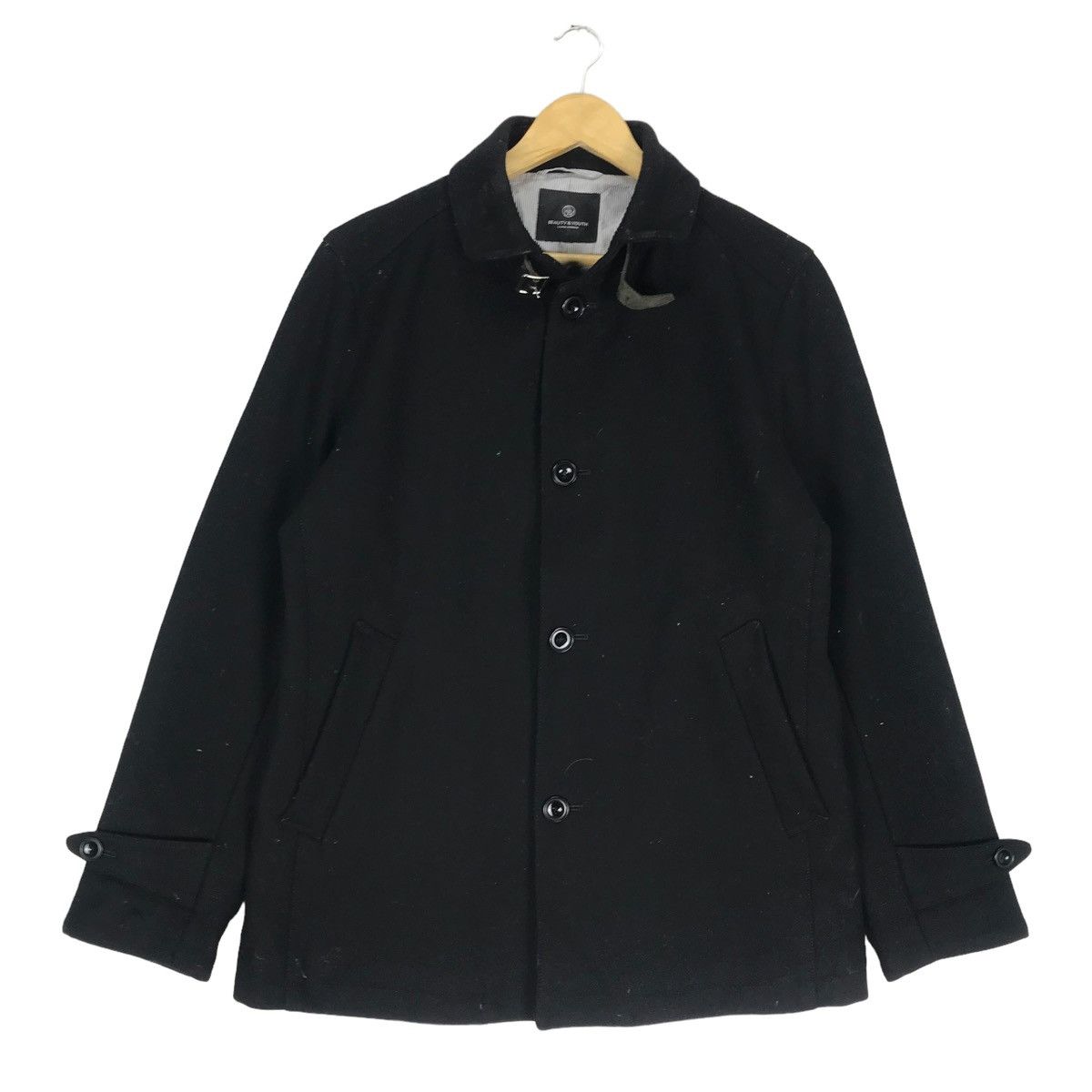 United arrow button light jacket