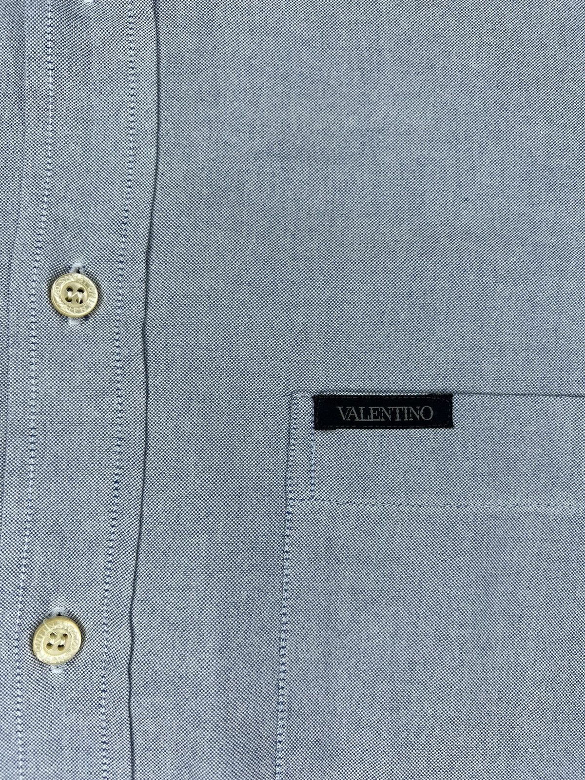 Valentino Vintage Valentino jeans shirt Size US XL / EU 56 / 4 - 3 Thumbnail