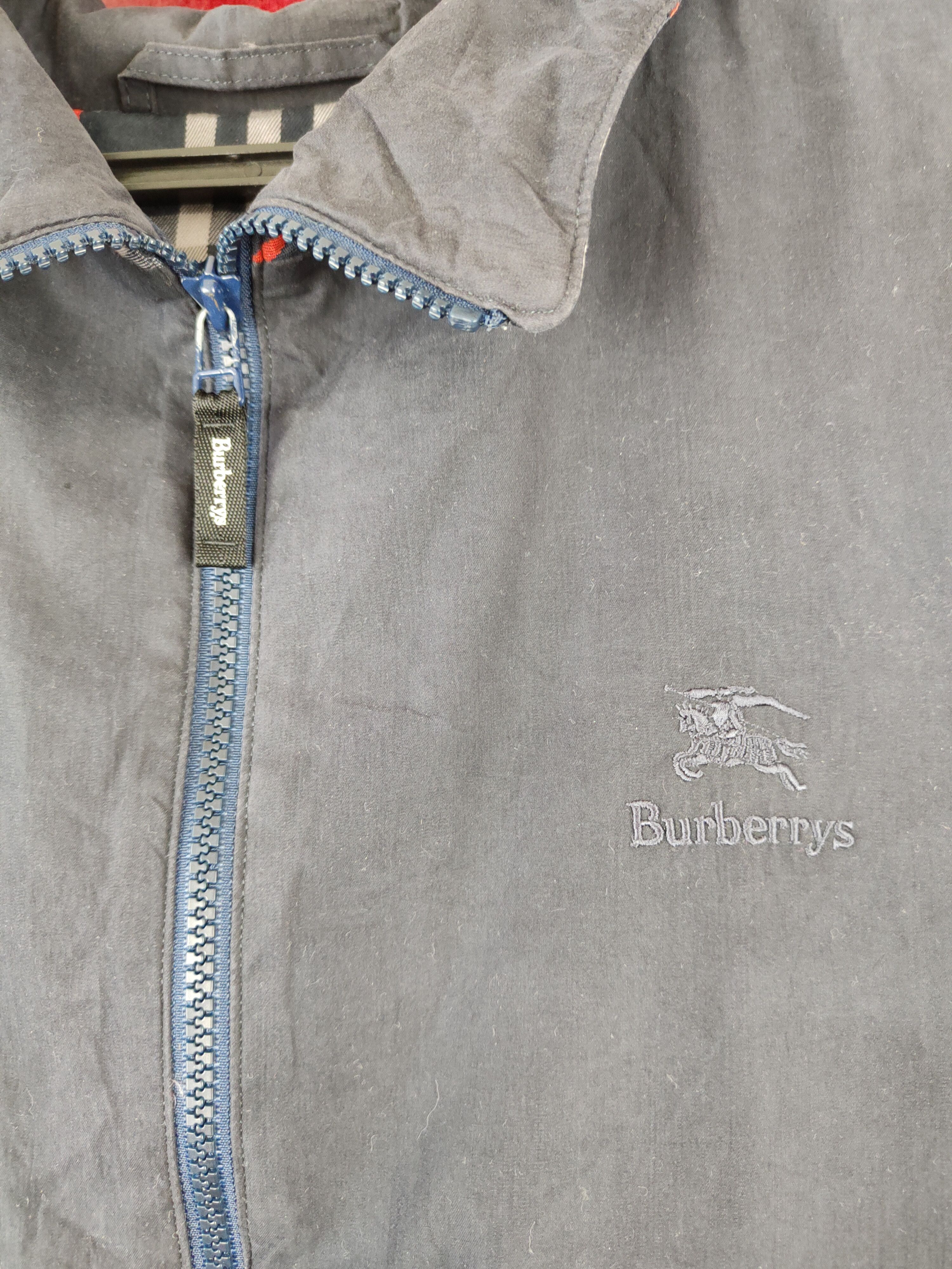 Burberry × Vintage Burberrys vintage Dark Blue Faded Vests #5548 Size US L / EU 52-54 / 3 - 4 Thumbnail