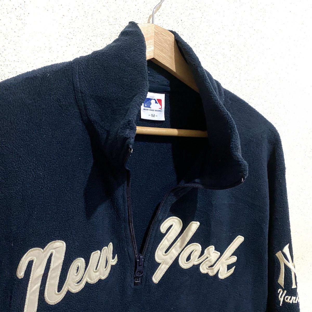 New York Yankees Vintage NY yankees Embroidery Fleece Half Zipper Size US M / EU 48-50 / 2 - 2 Thumbnail