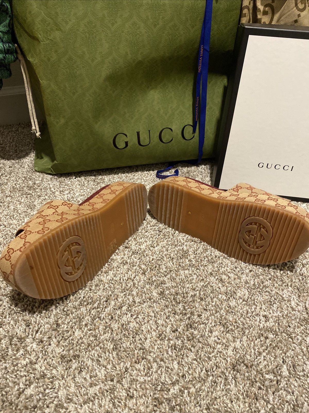 Gucci Gucci women original slide sandal Size US 9 / IT 39 - 2 Thumbnail