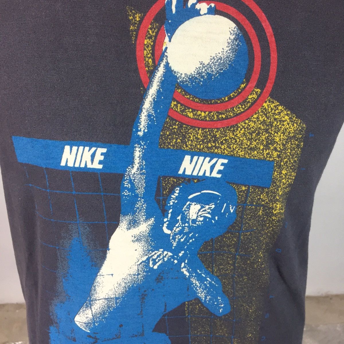 Nike × Vintage Vintage 90s volleyball nike grey tag tee Size US M / EU 48-50 / 2 - 2 Thumbnail