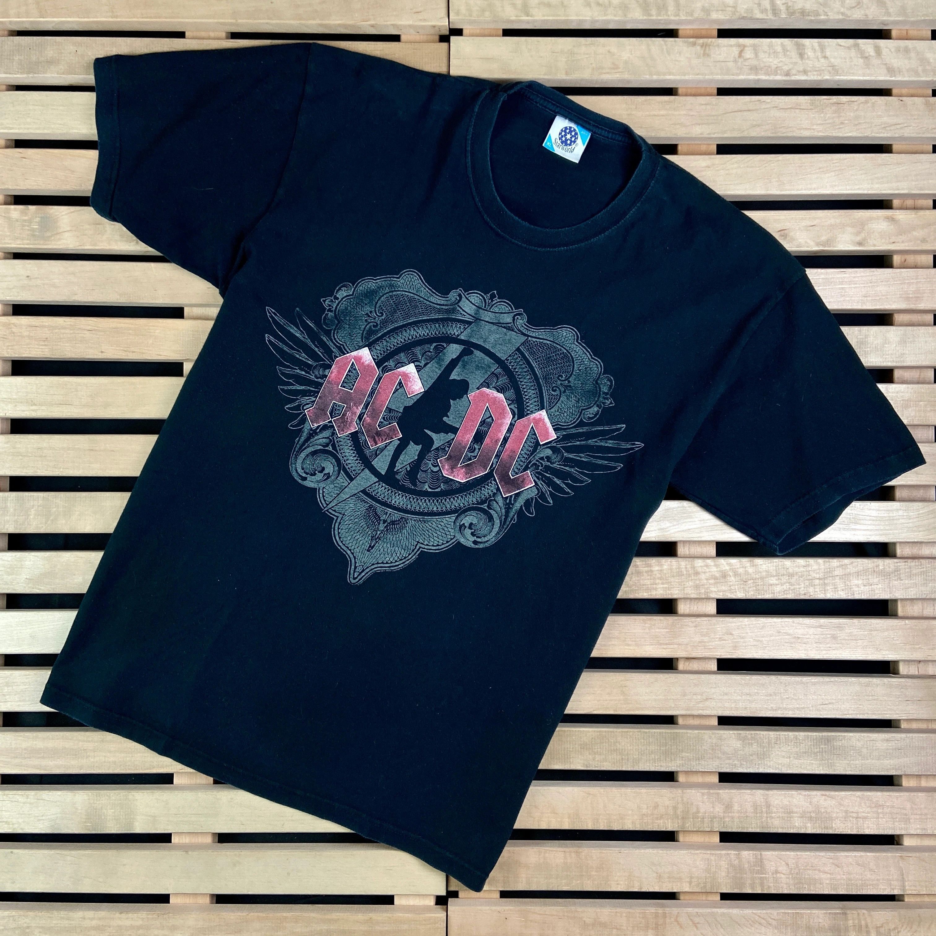 AC/DC × Band Tees × Vintage Mens Vintage T Shirt ACDC AC/DC Size XL Size US XL / EU 56 / 4 - 1 Thumbnail