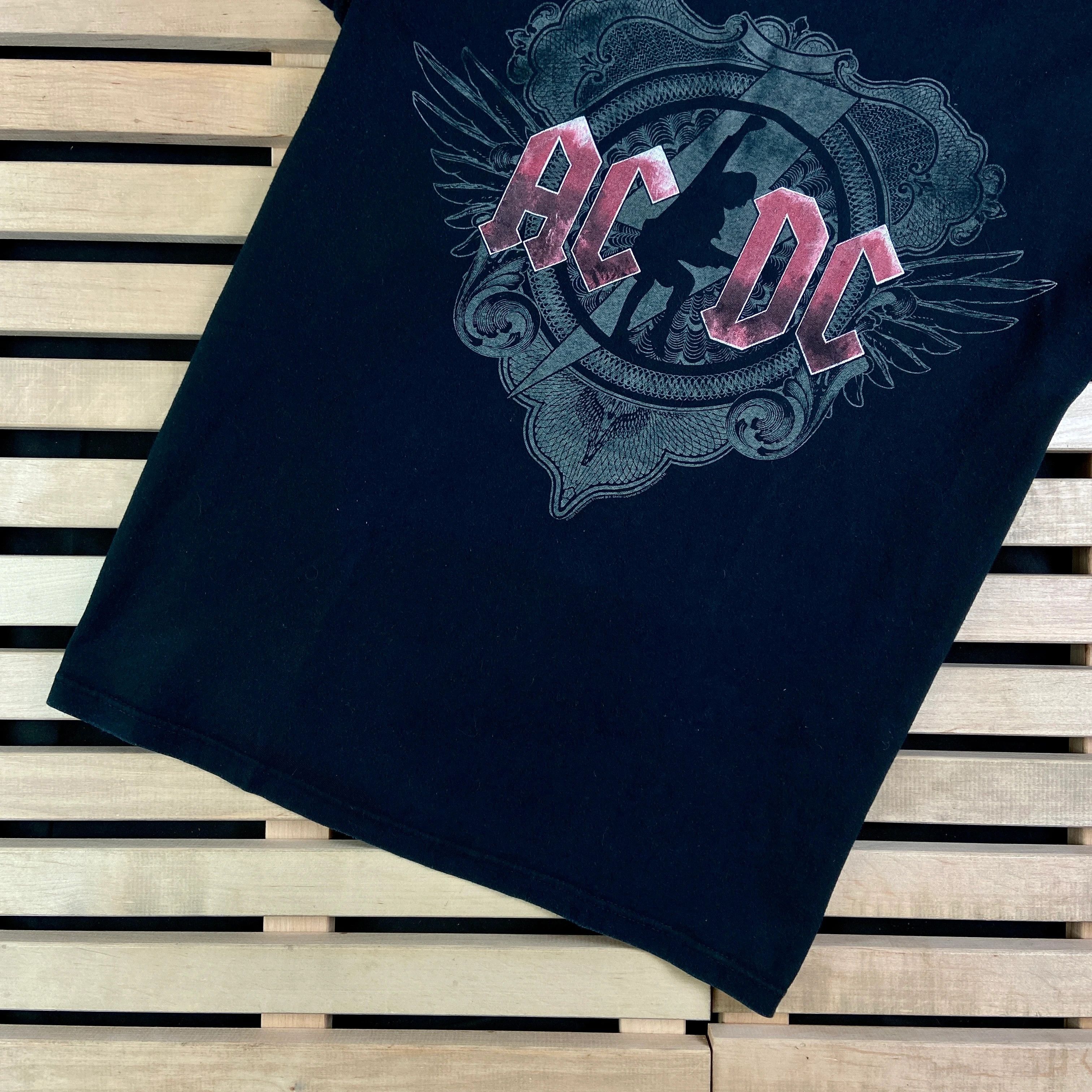 AC/DC × Band Tees × Vintage Mens Vintage T Shirt ACDC AC/DC Size XL Size US XL / EU 56 / 4 - 3 Thumbnail