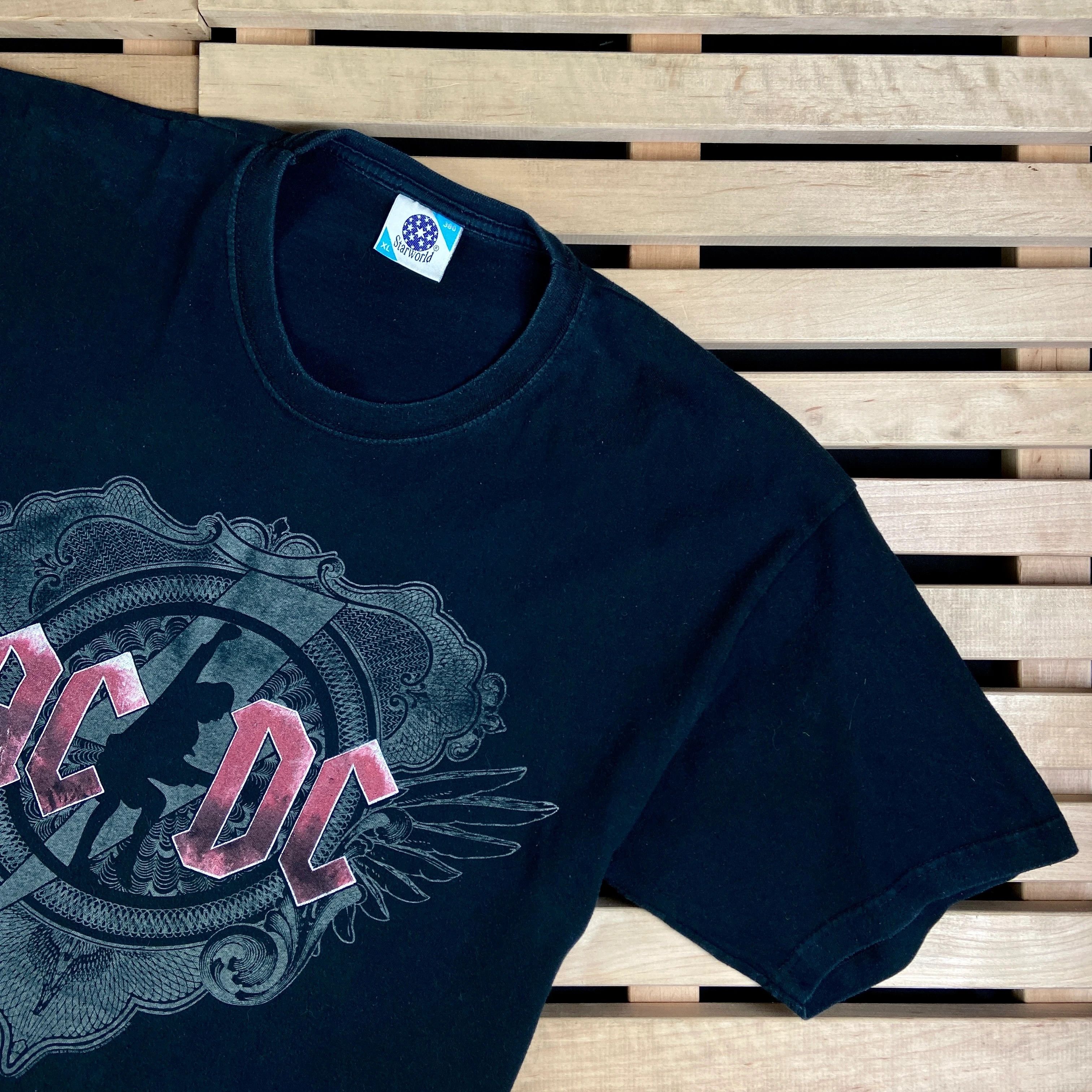 AC/DC × Band Tees × Vintage Mens Vintage T Shirt ACDC AC/DC Size XL Size US XL / EU 56 / 4 - 2 Thumbnail