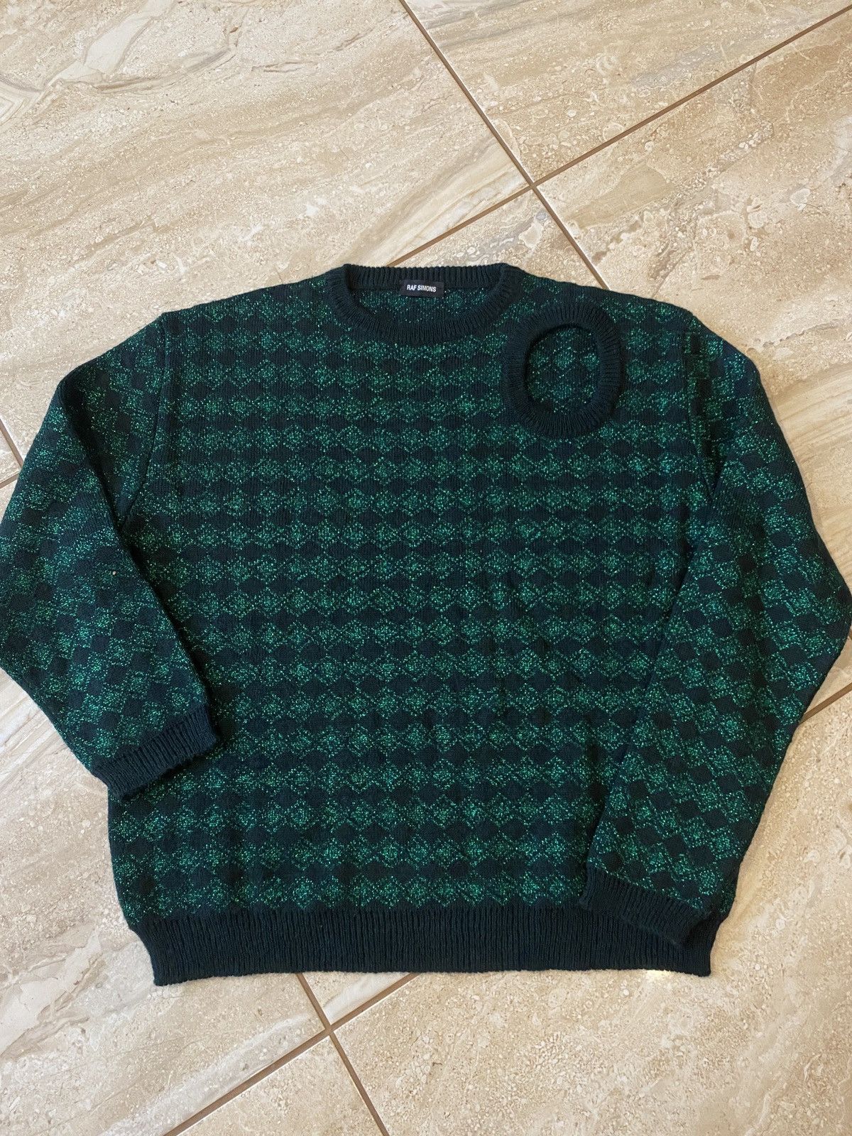 Raf Simons Ultra Rare Raf Simons SS19 Asymetric runaway sweater Size US M / EU 48-50 / 2 - 1 Thumbnail
