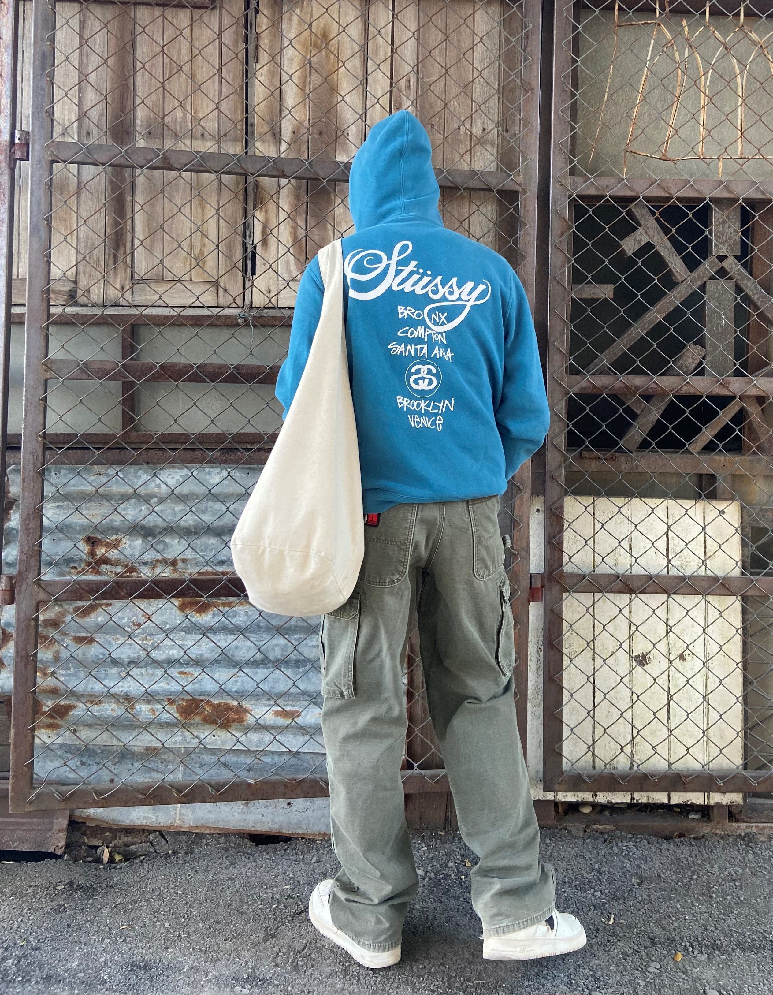 Stussy Stussy World Tour Hoodie Size US M / EU 48-50 / 2 - 19 Thumbnail