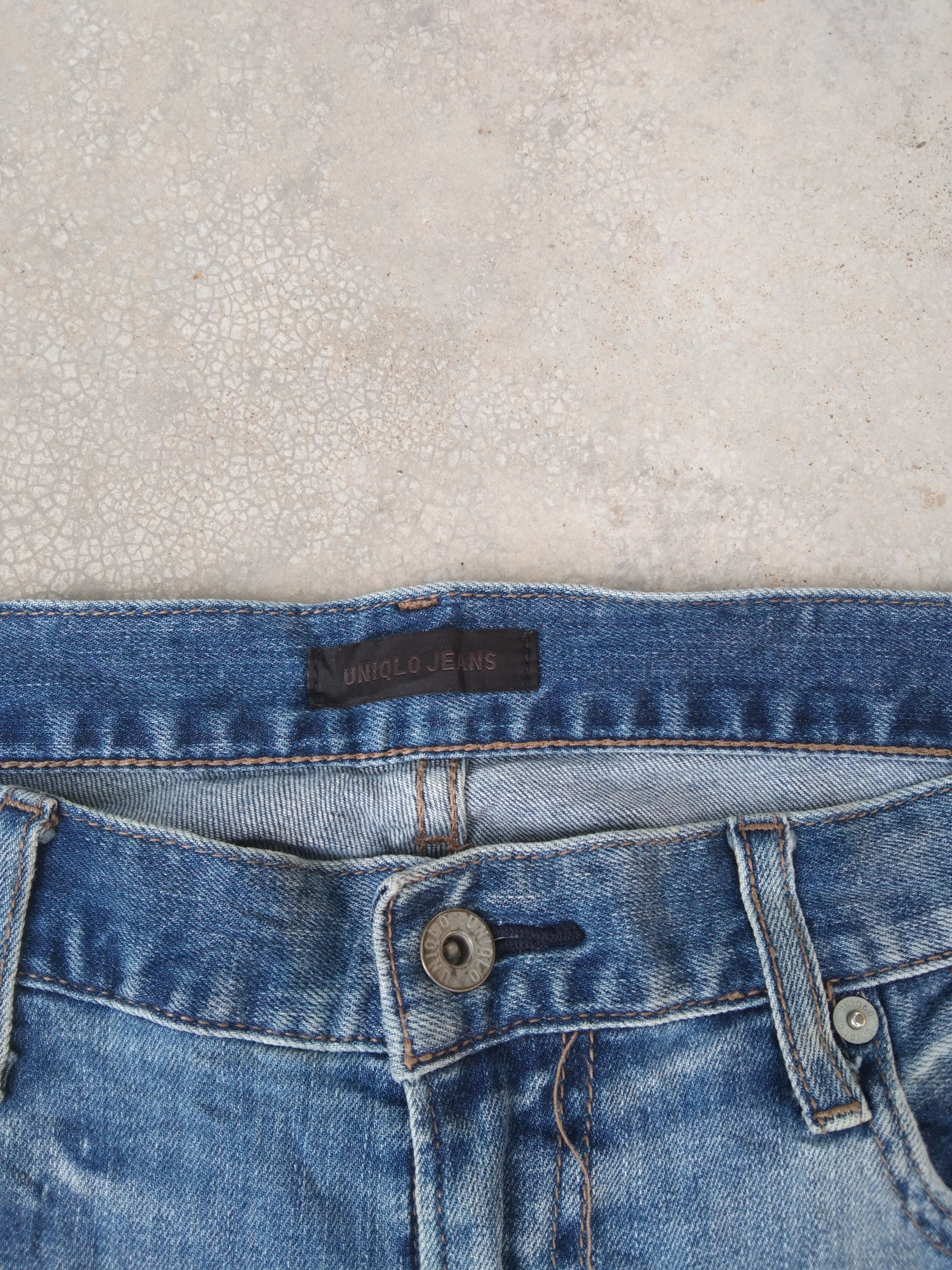 Japanese Brand Vintage Japanese Brand Uniqlo Distressed Jeans 34x30 Size US 34 / EU 50 - 5 Thumbnail