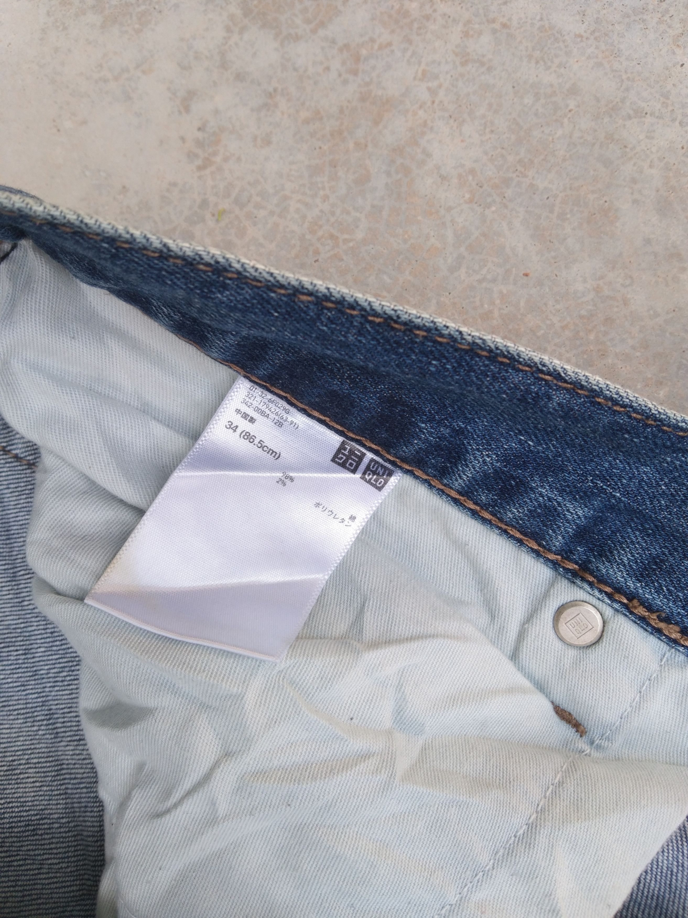 Japanese Brand Vintage Japanese Brand Uniqlo Distressed Jeans 34x30 Size US 34 / EU 50 - 6 Thumbnail