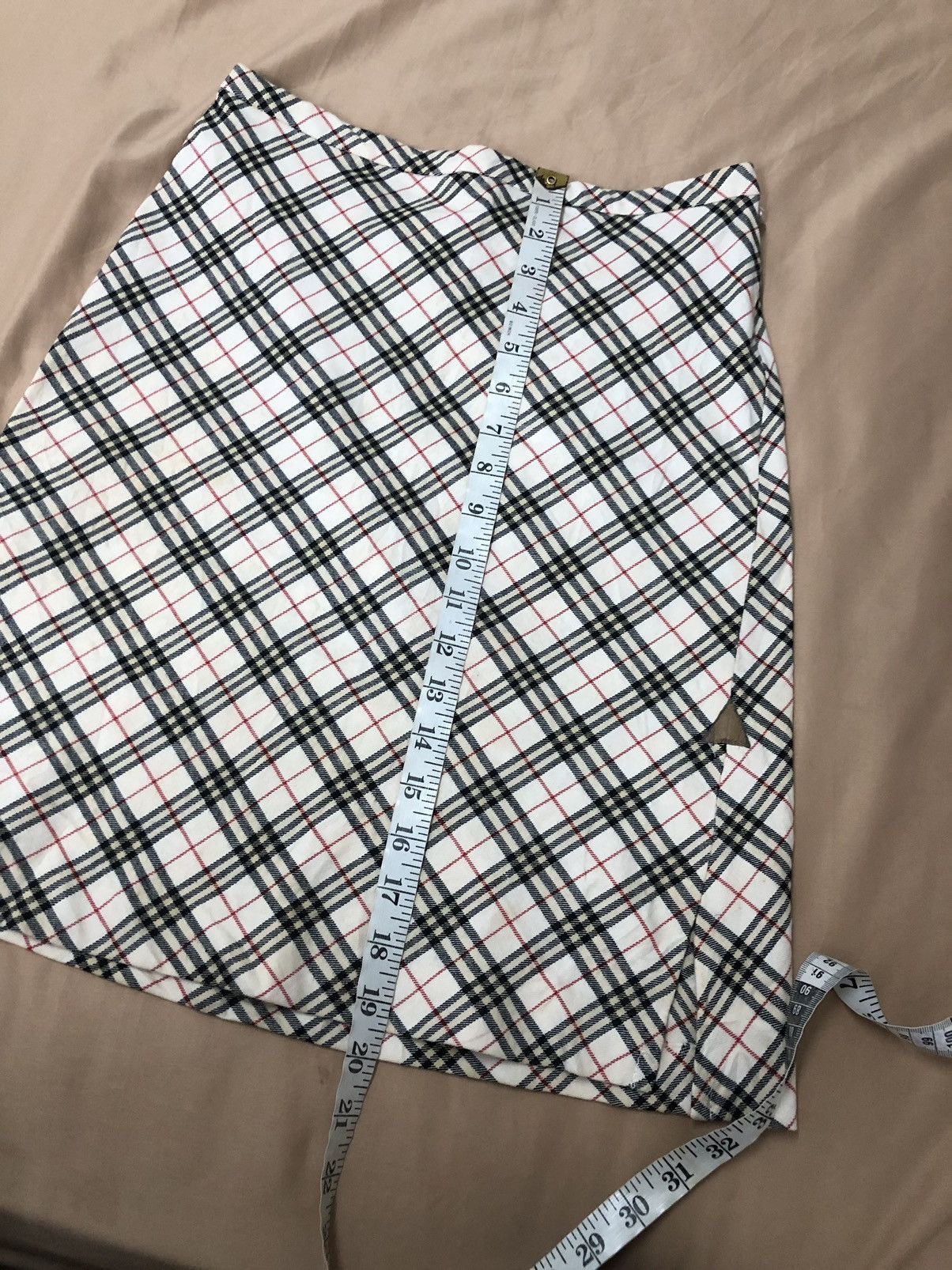 Burberry Vintage Burberry London Nova Check Mini Skrit Size 26" / US 2 / IT 38 - 23 Thumbnail