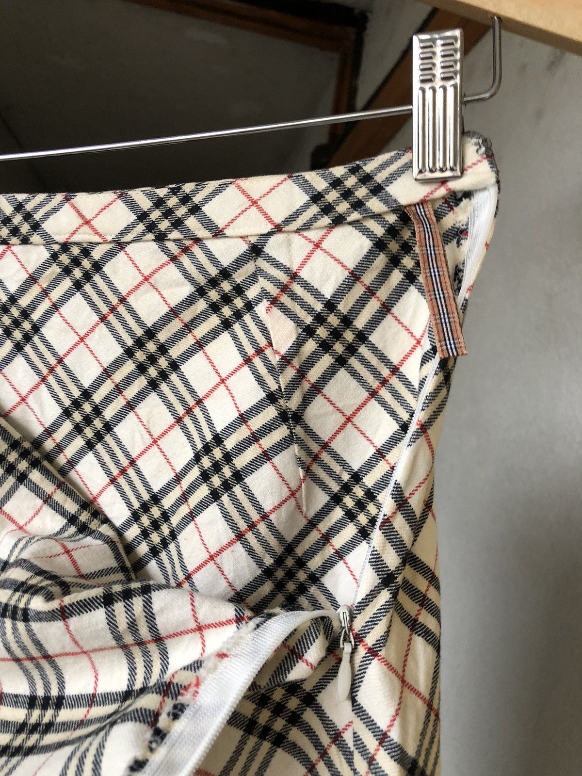 Burberry Vintage Burberry London Nova Check Mini Skrit Size 26" / US 2 / IT 38 - 12 Thumbnail