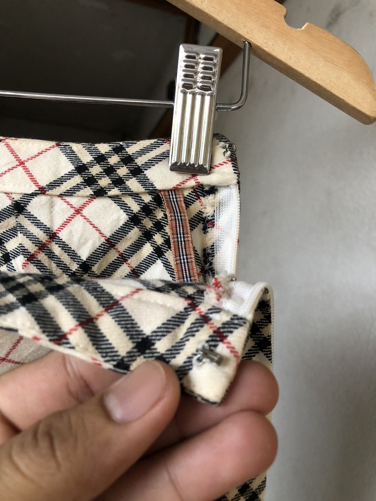 Burberry Vintage Burberry London Nova Check Mini Skrit Size 26" / US 2 / IT 38 - 11 Thumbnail