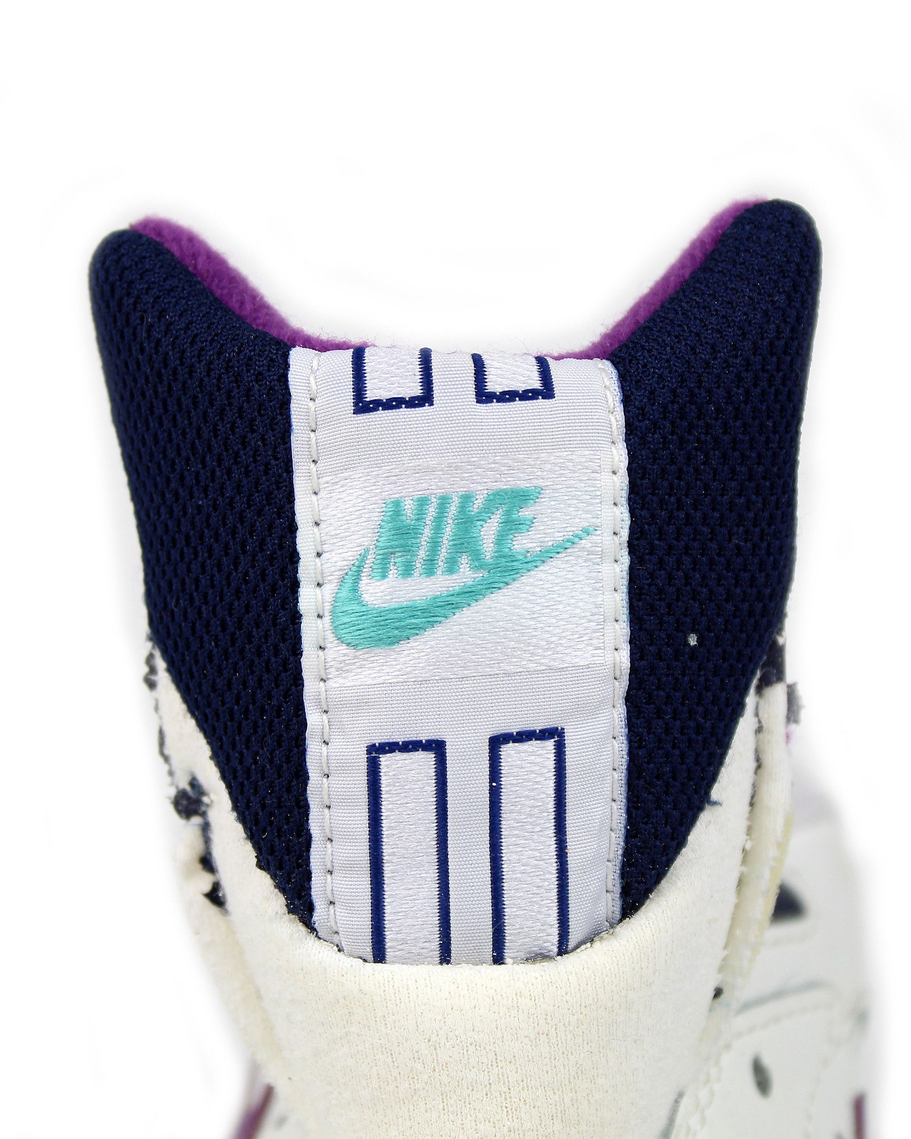 Nike NOS 1993 90s vintage Nike Ace Junior kicks sneakers shoes Size US 5 / IT 35 - 8 Thumbnail