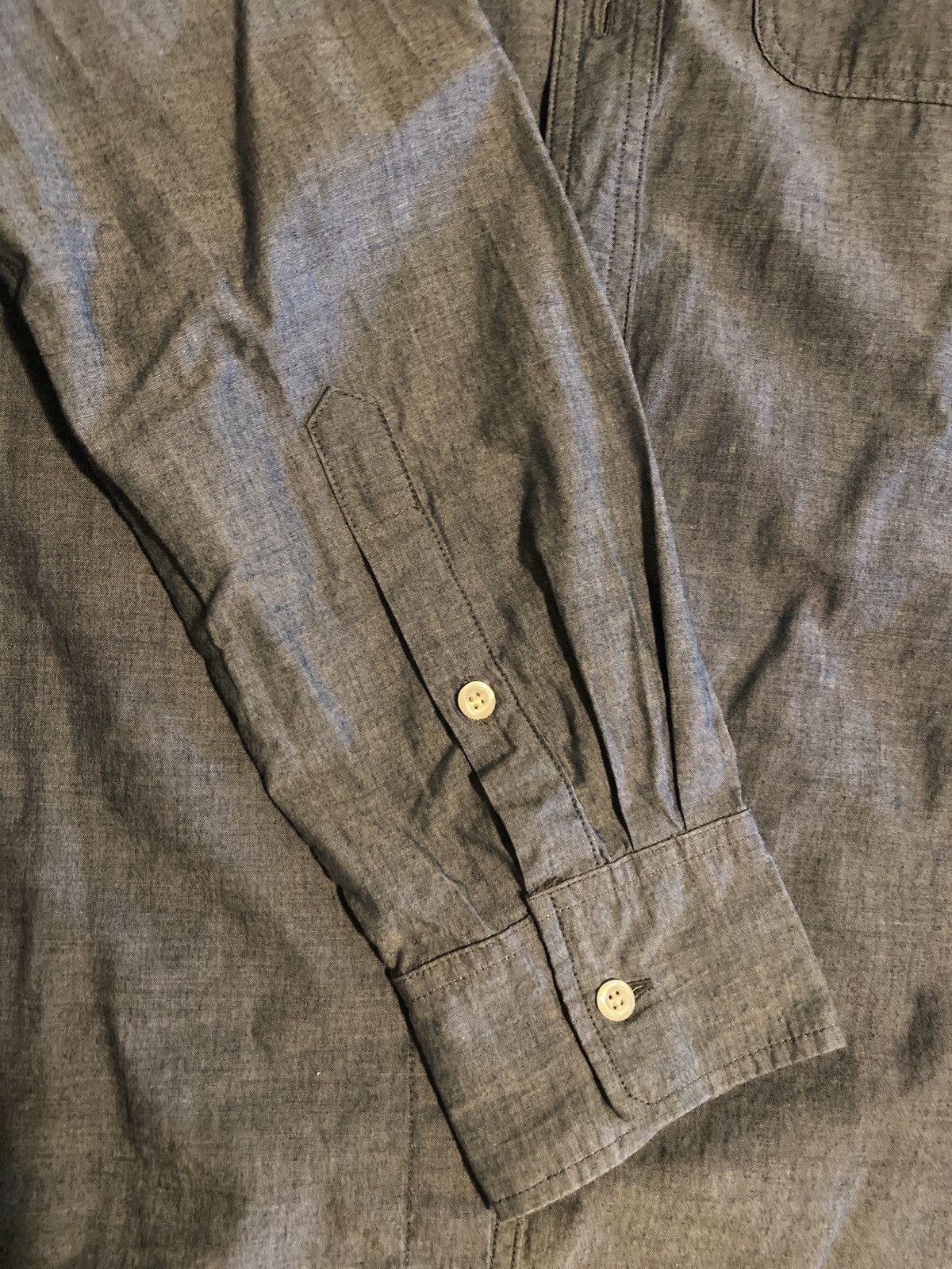 General Quarters General Quarters blue chambray button-front shirt (size: L) Size US L / EU 52-54 / 3 - 3 Thumbnail