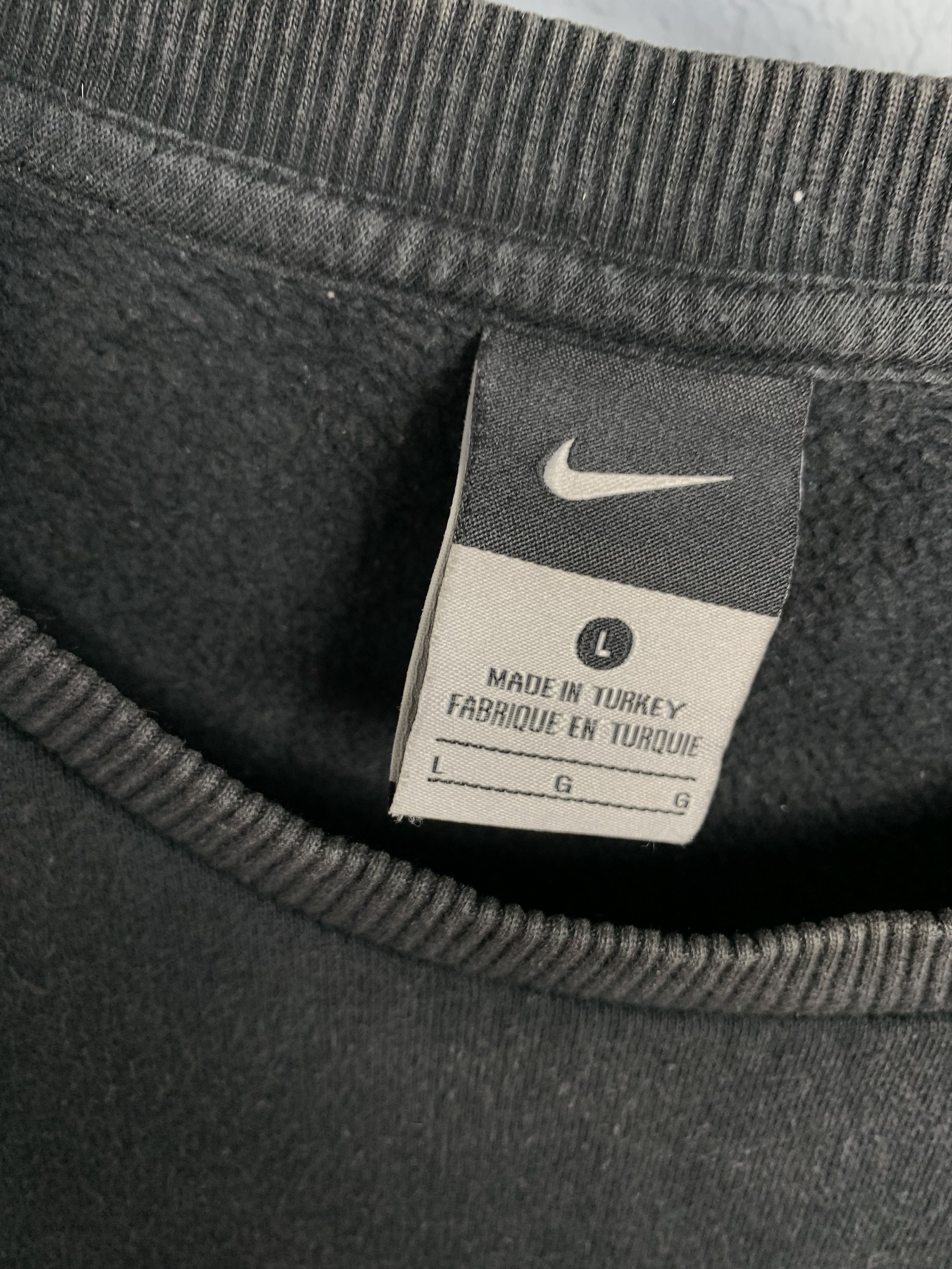 Nike Nike Vintage Faded Mens Sweatshirt Y2K Swoosh Size US L / EU 52-54 / 3 - 3 Thumbnail
