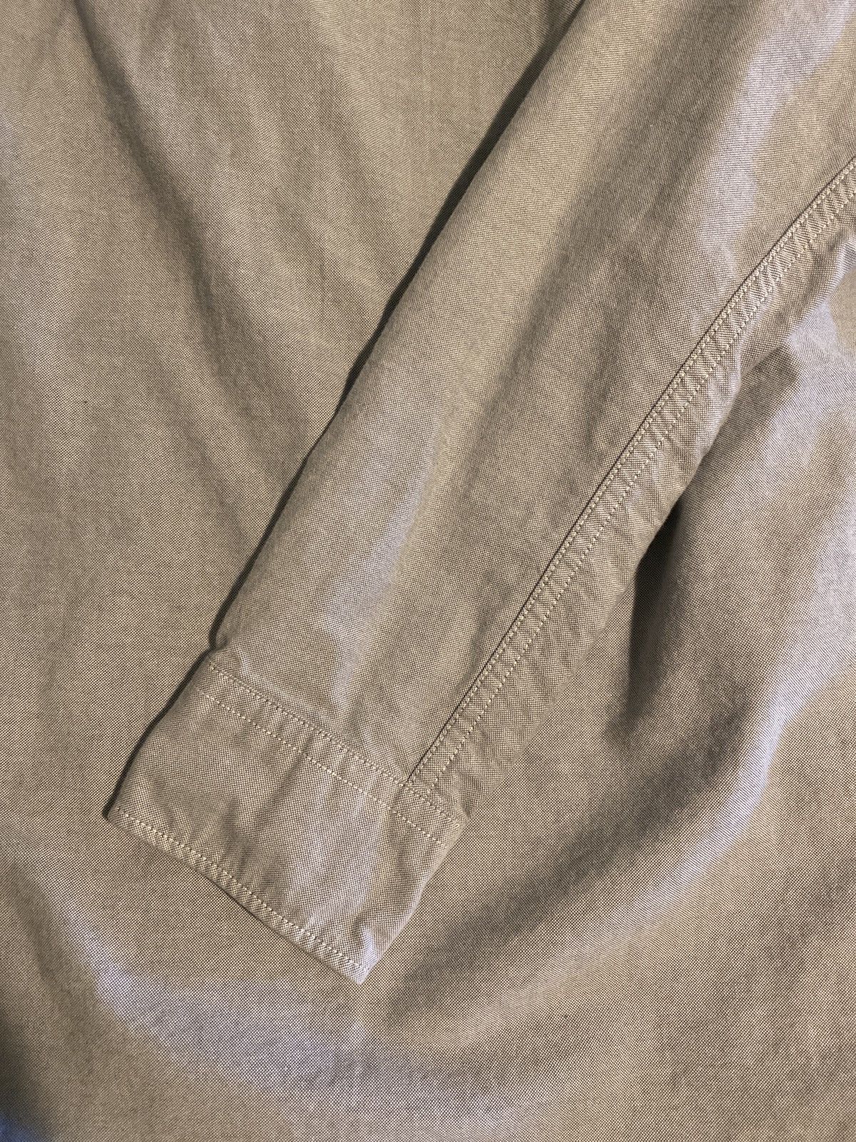 Uniqlo Uniqlo blue button-front cotton shirt (size: M) Size US M / EU 48-50 / 2 - 4 Thumbnail