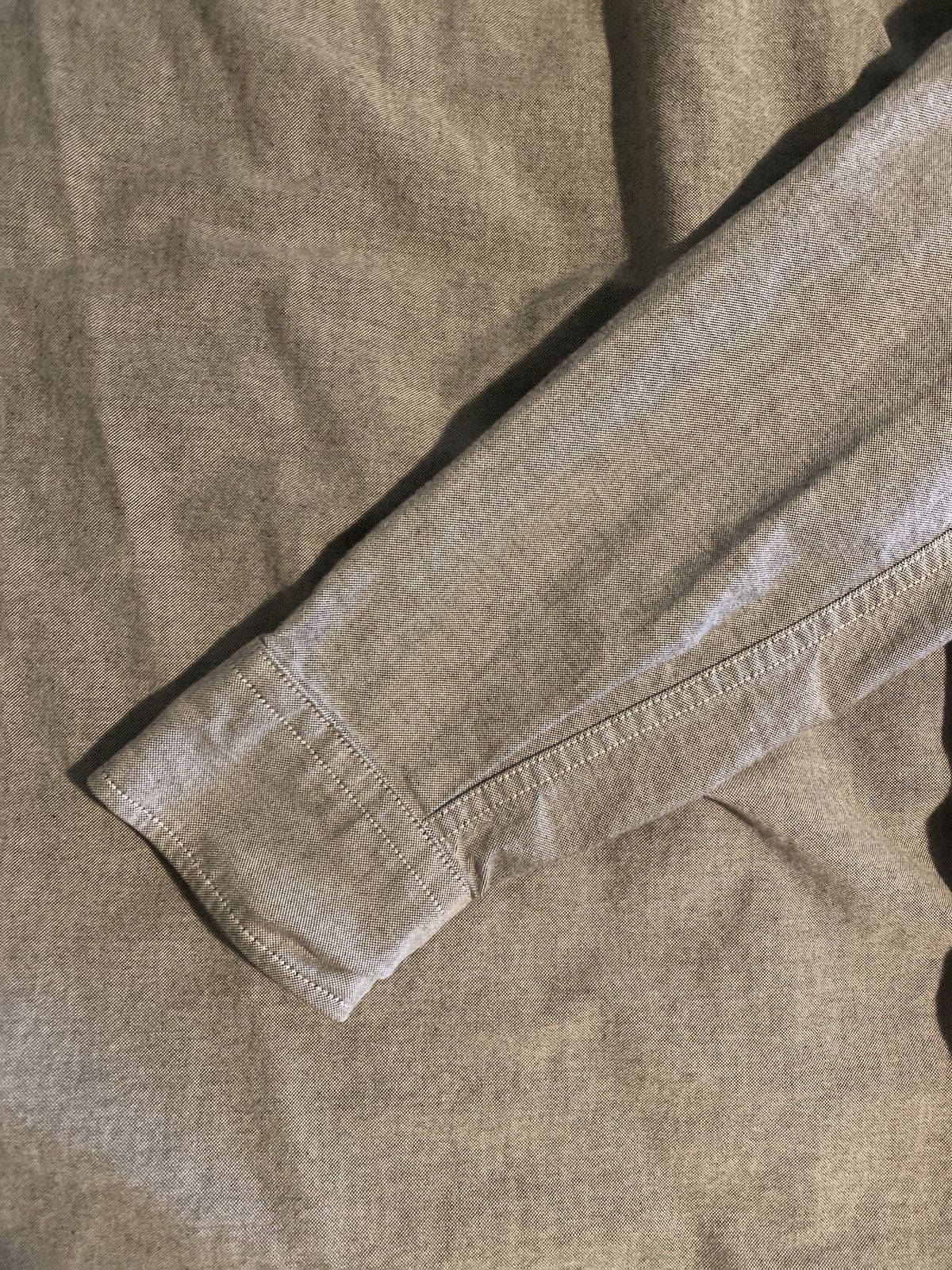 Uniqlo Uniqlo grey button-front cotton shirt (size: M) Size US M / EU 48-50 / 2 - 5 Thumbnail