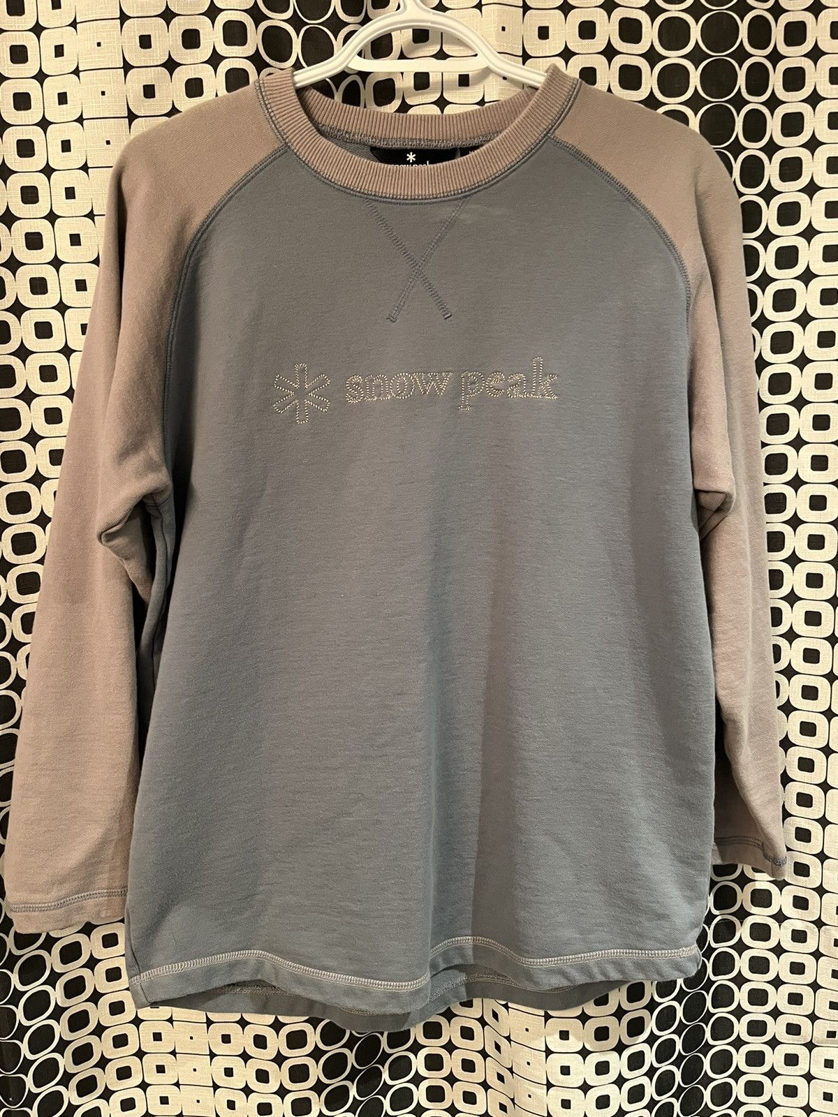 Snow peak crewneck