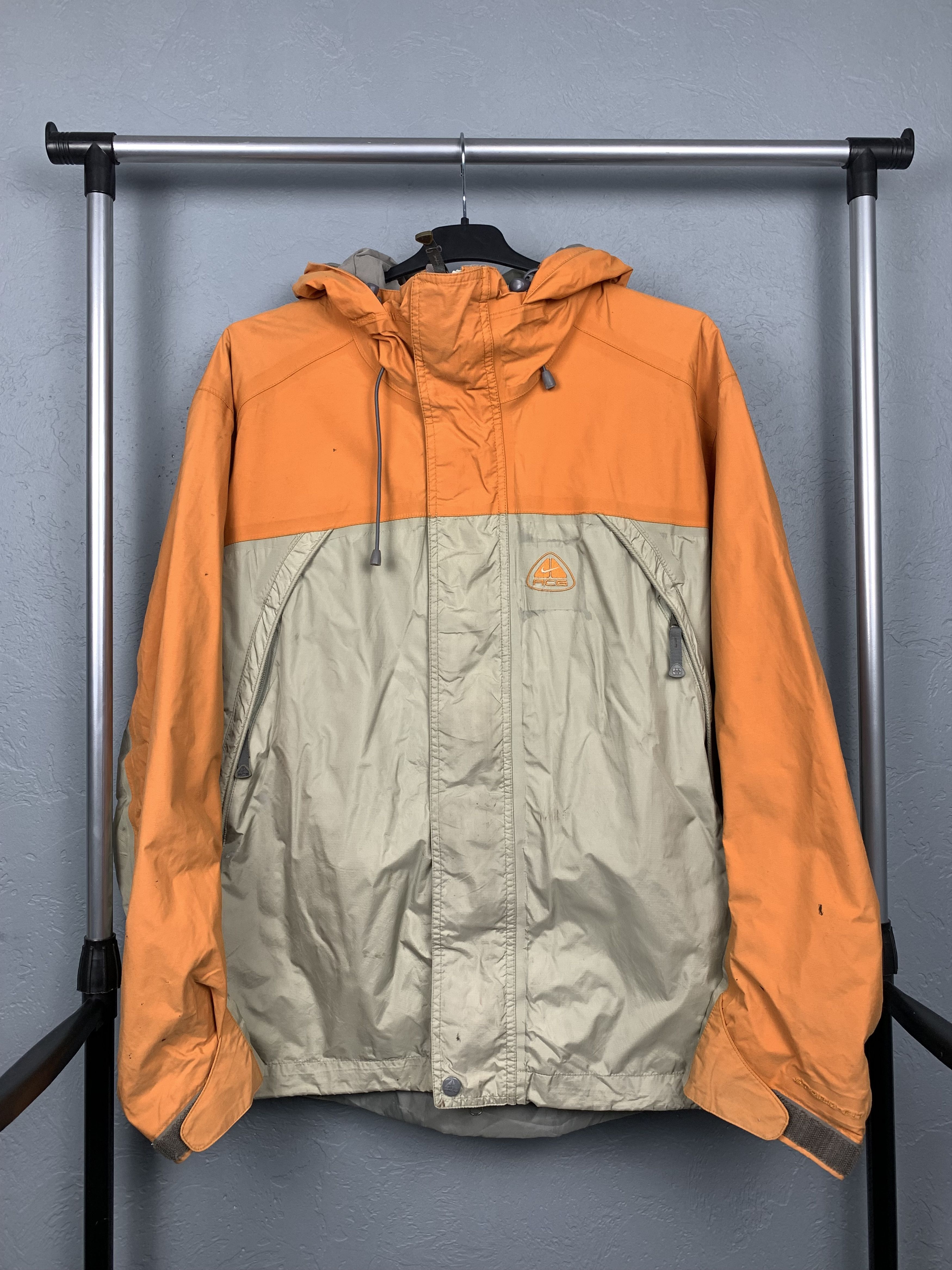 Nike ACG Nike ACG Vintage Faded Mens Jacket Size US M / EU 48-50 / 2 - 1 Thumbnail