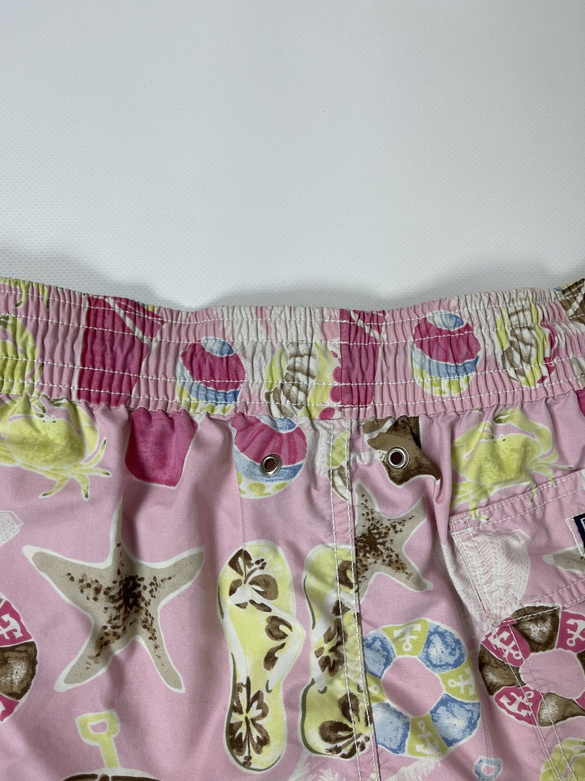 Vilebrequin Vilebrequin pink beach pattern nylon shorts Size US 32 / EU 48 - 12 Thumbnail