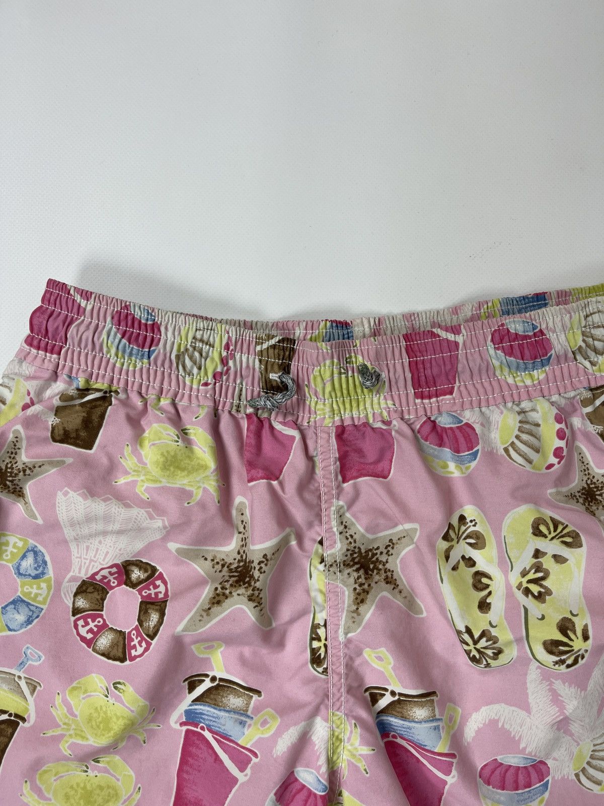 Vilebrequin Vilebrequin pink beach pattern nylon shorts Size US 32 / EU 48 - 8 Thumbnail