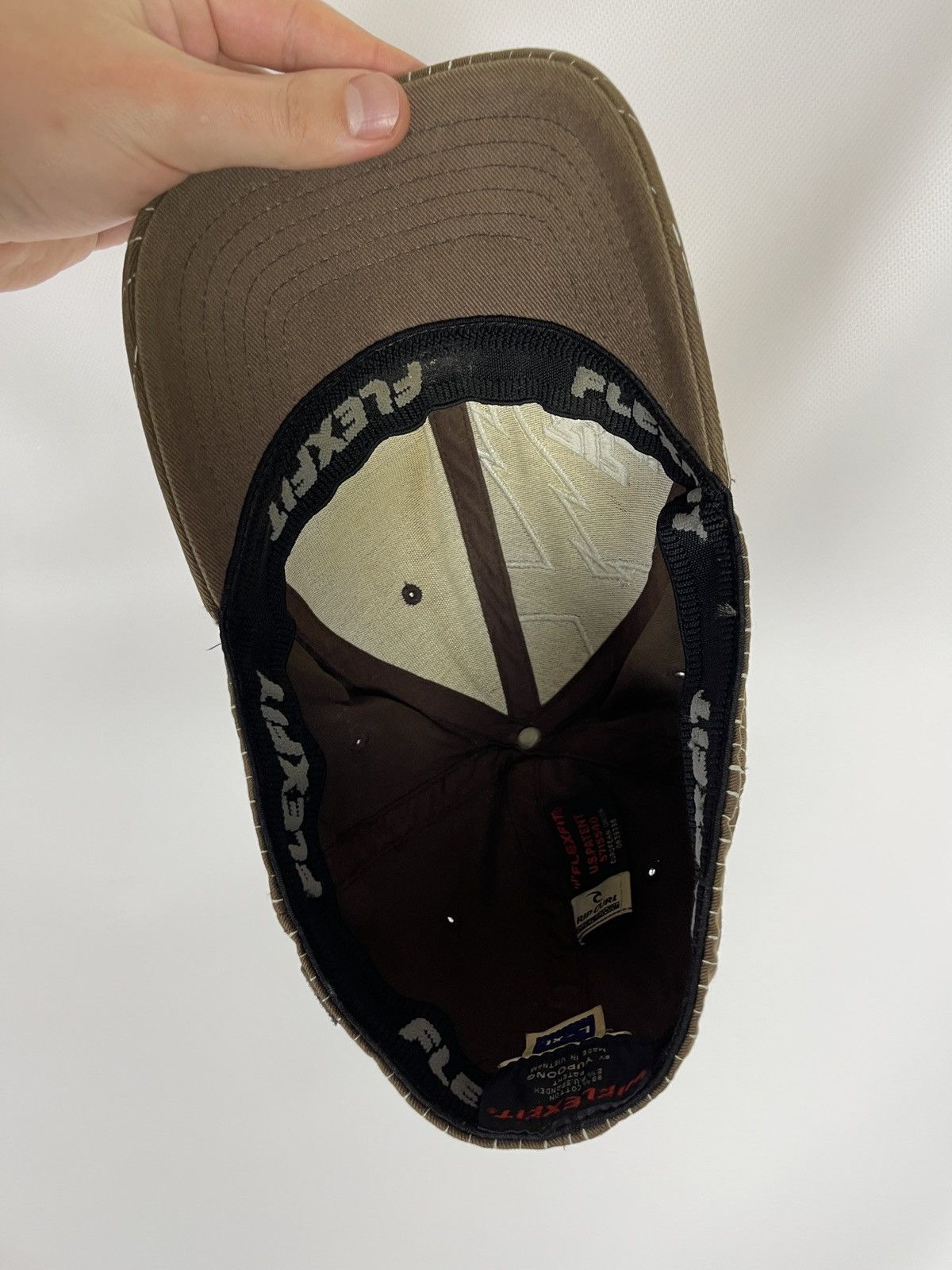 Rip Curl × Vintage Rip Curl vintage 90s brown striped skateboard flexfit cap Size ONE SIZE - 7 Thumbnail