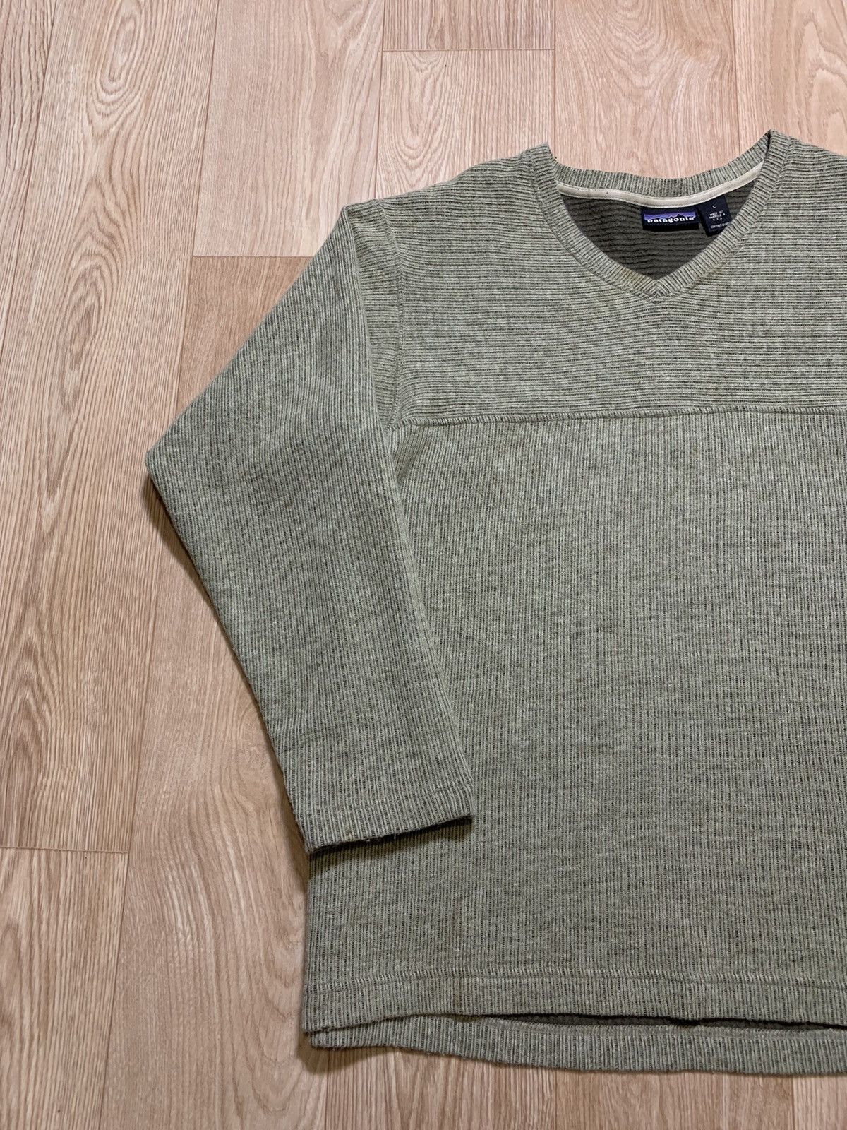 Patagonia Vintage Patagonia Sweater Made in USA Size L Size US L / EU 52-54 / 3 - 3 Thumbnail
