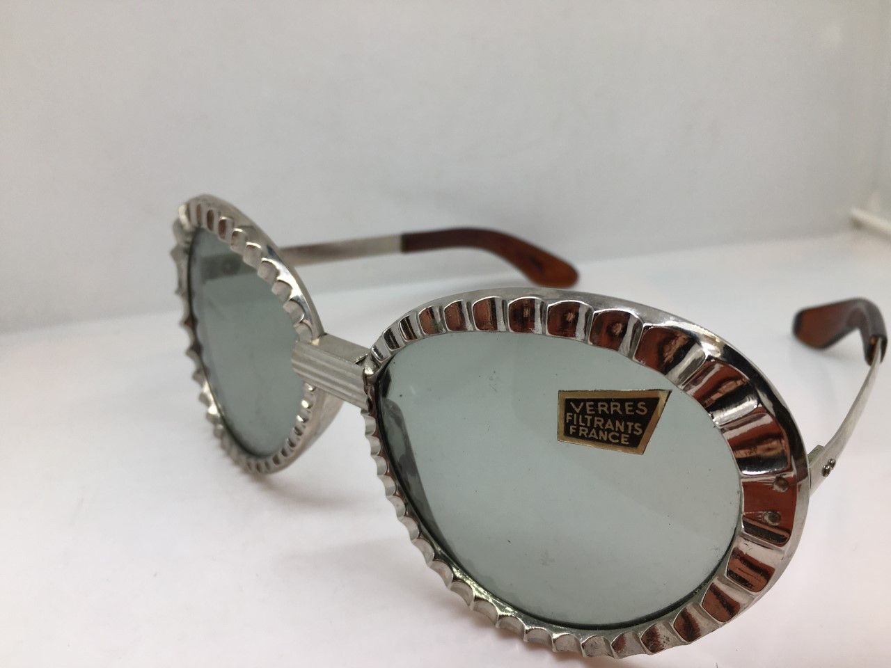 Vintage MOD FRANCE OP ART SPACE AGE SUNGLASSES Size ONE SIZE - 3 Thumbnail
