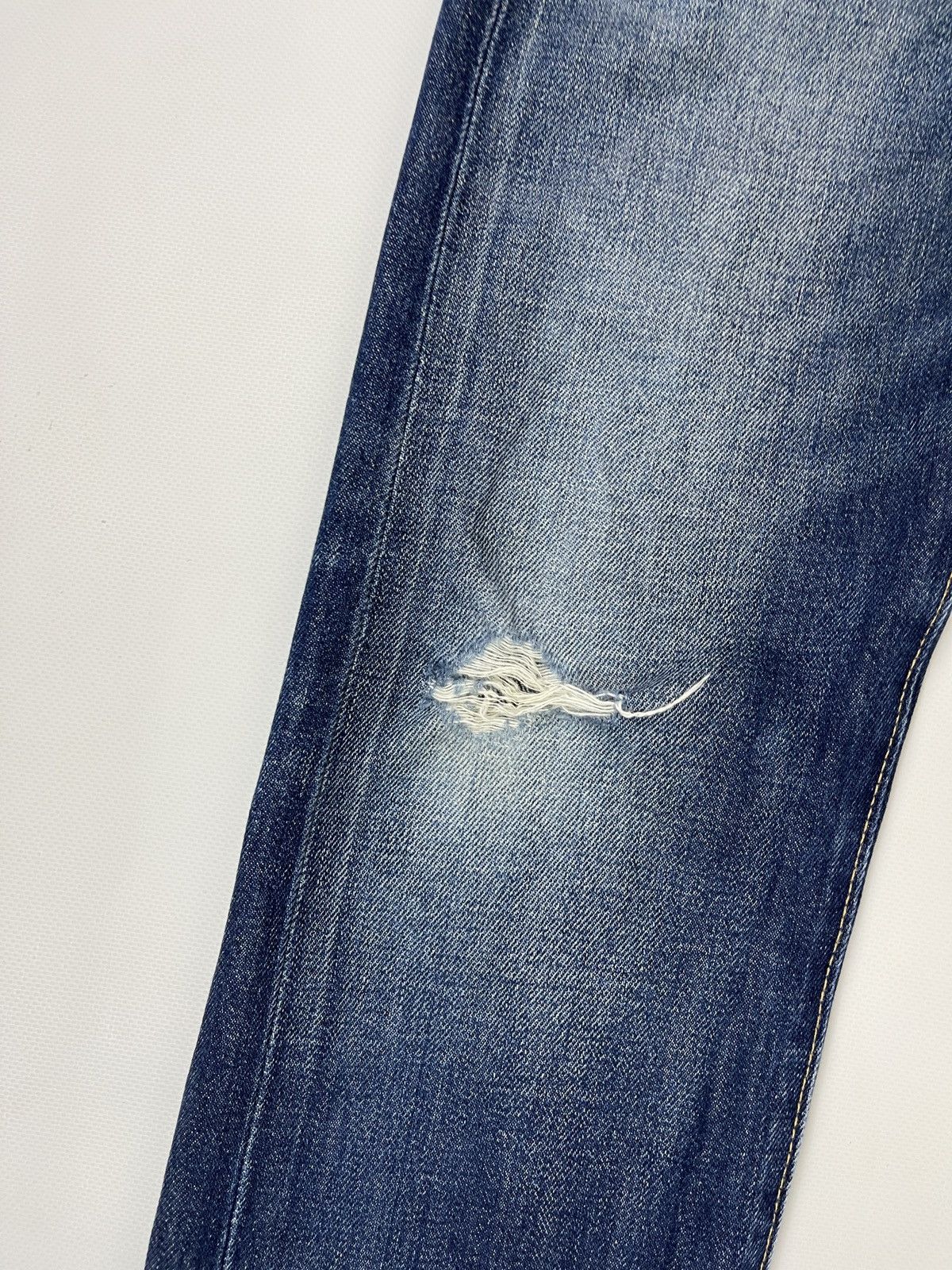 Levi's Levi’s 511 blue faded selvedge distressed denim jeans pants Size US 31 - 10 Thumbnail