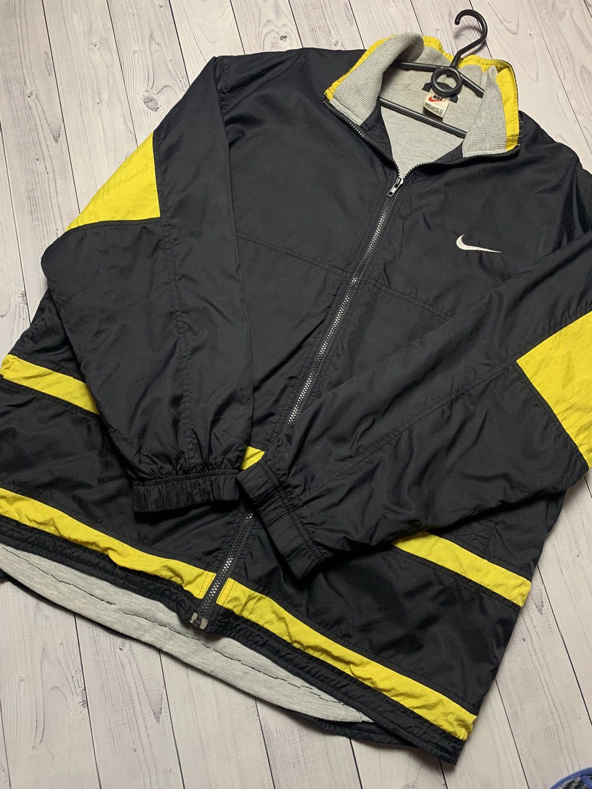 Nike × Vintage Vintage Nike jacket big swoosh logo size L Size US L / EU 52-54 / 3 - 7 Thumbnail