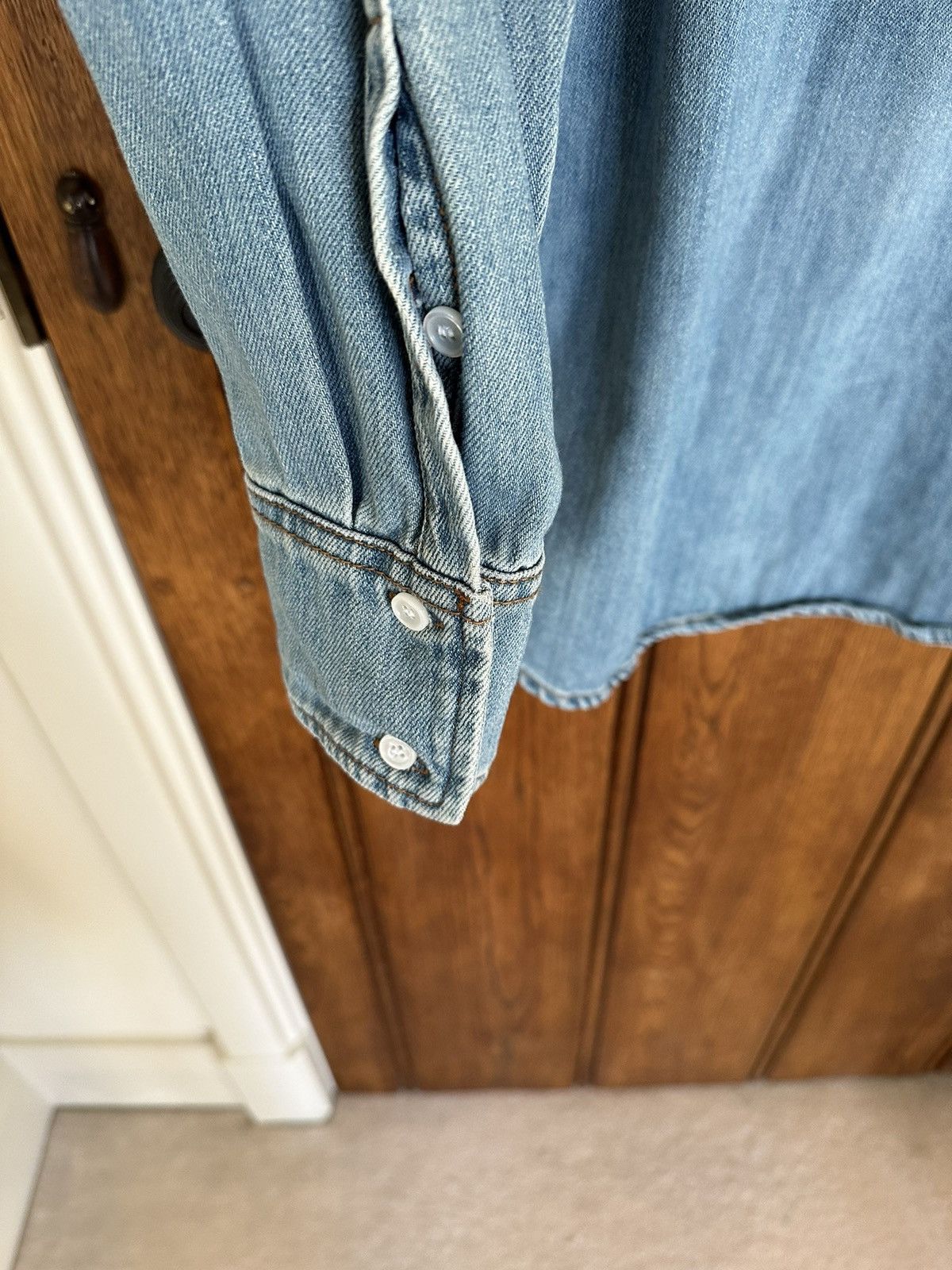 Calvin Klein 205W39NYC FW19 Calvin Klein 205W39NYC Jaws denim shirt Raf Simon’s Size US M / EU 48-50 / 2 - 24 Thumbnail