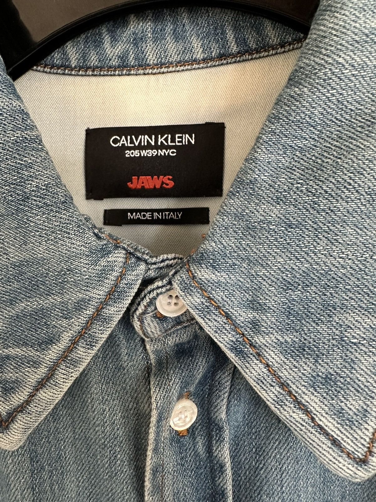 Calvin Klein 205W39NYC FW19 Calvin Klein 205W39NYC Jaws denim shirt Raf Simon’s Size US M / EU 48-50 / 2 - 13 Thumbnail