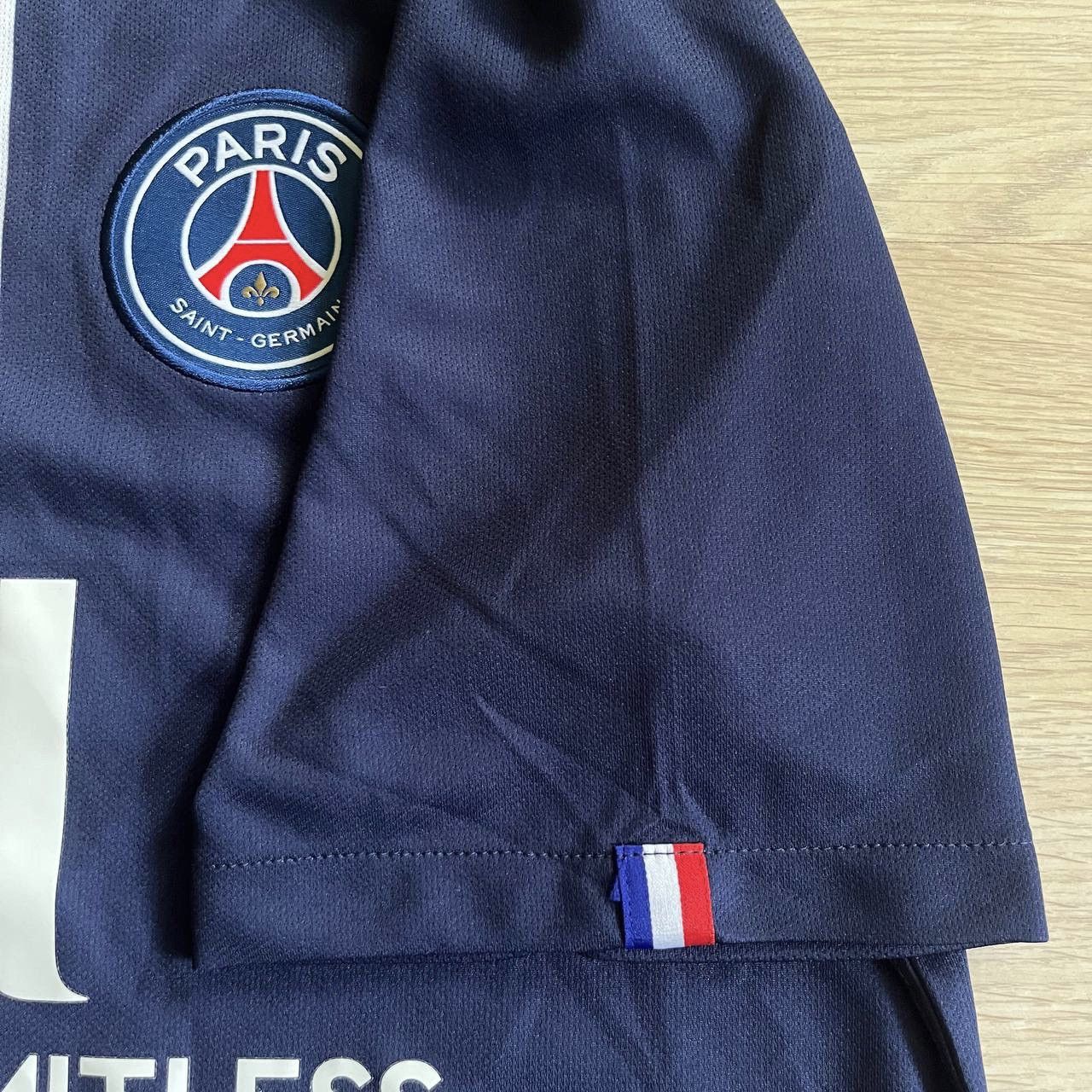 Nike PSG / PARIS SAINT-GERMAIN NIKE 2019/2020 HOME JERSEY Size US L / EU 52-54 / 3 - 5 Thumbnail