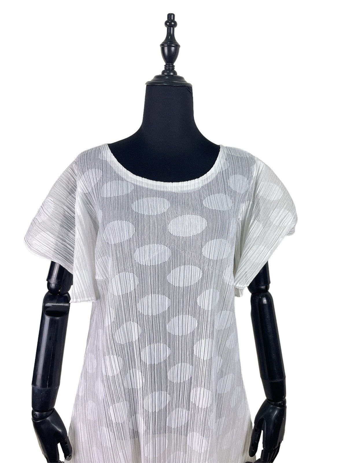 Pleats Please Issey Miyake Issey Pleats Please White Dress Gown Size L / US 10 / IT 46 - 2 Thumbnail