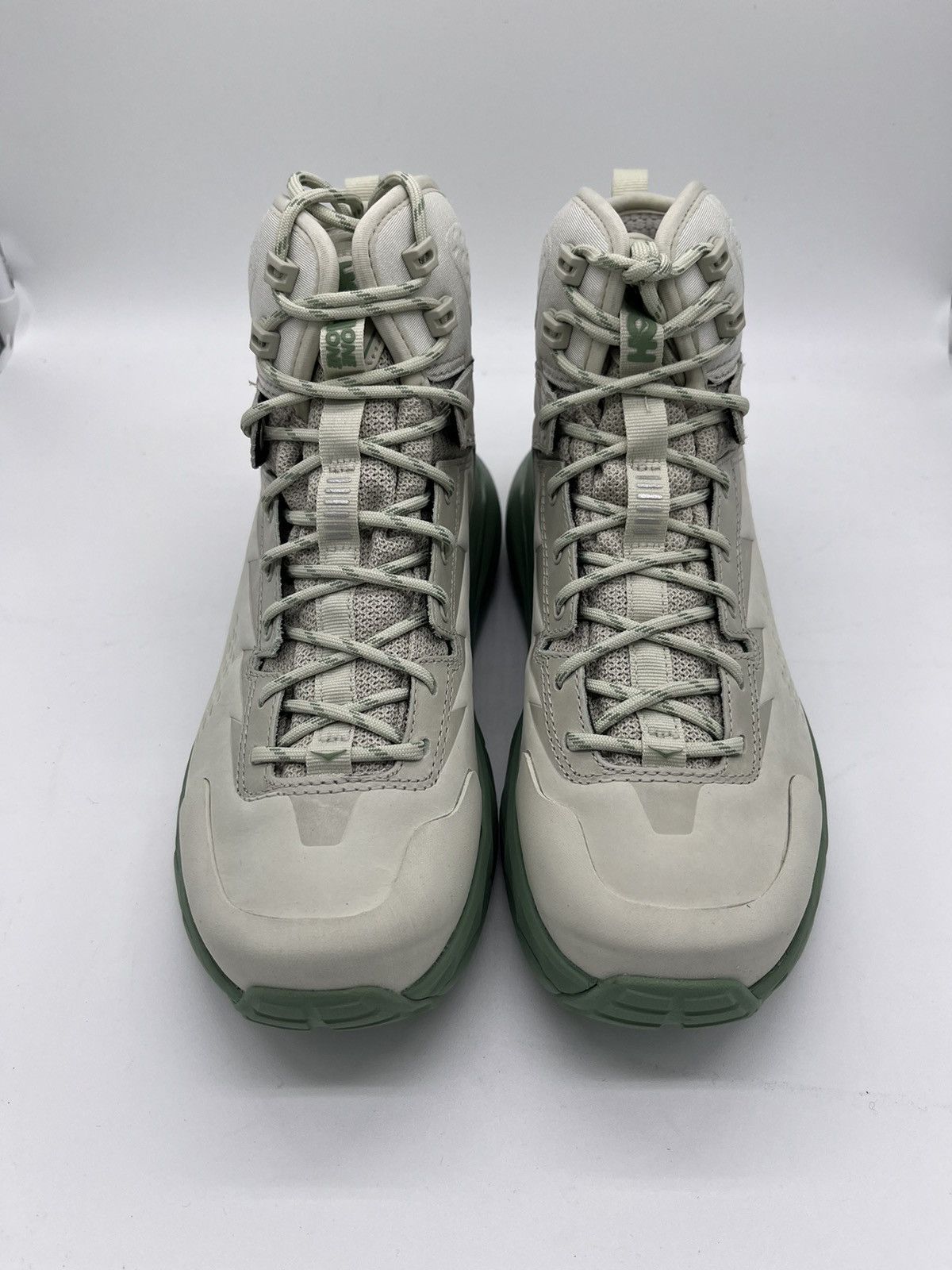 Hoka One One Kaha Gore-Tex Celadon Tint Basil