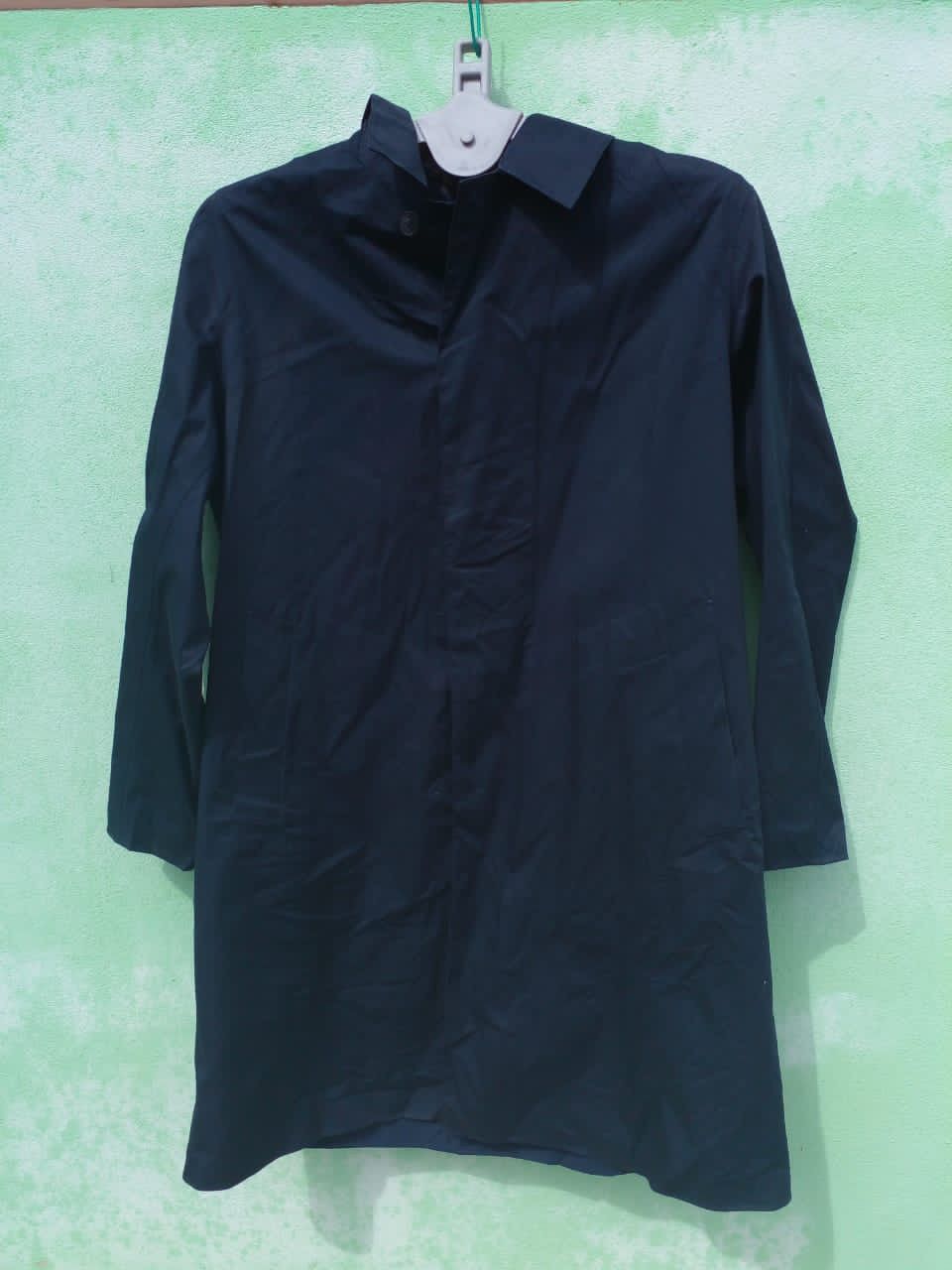 Uniqlo RAIN COATS UNIQLO. (GJ13) Size US XL / EU 56 / 4 - 1 Thumbnail