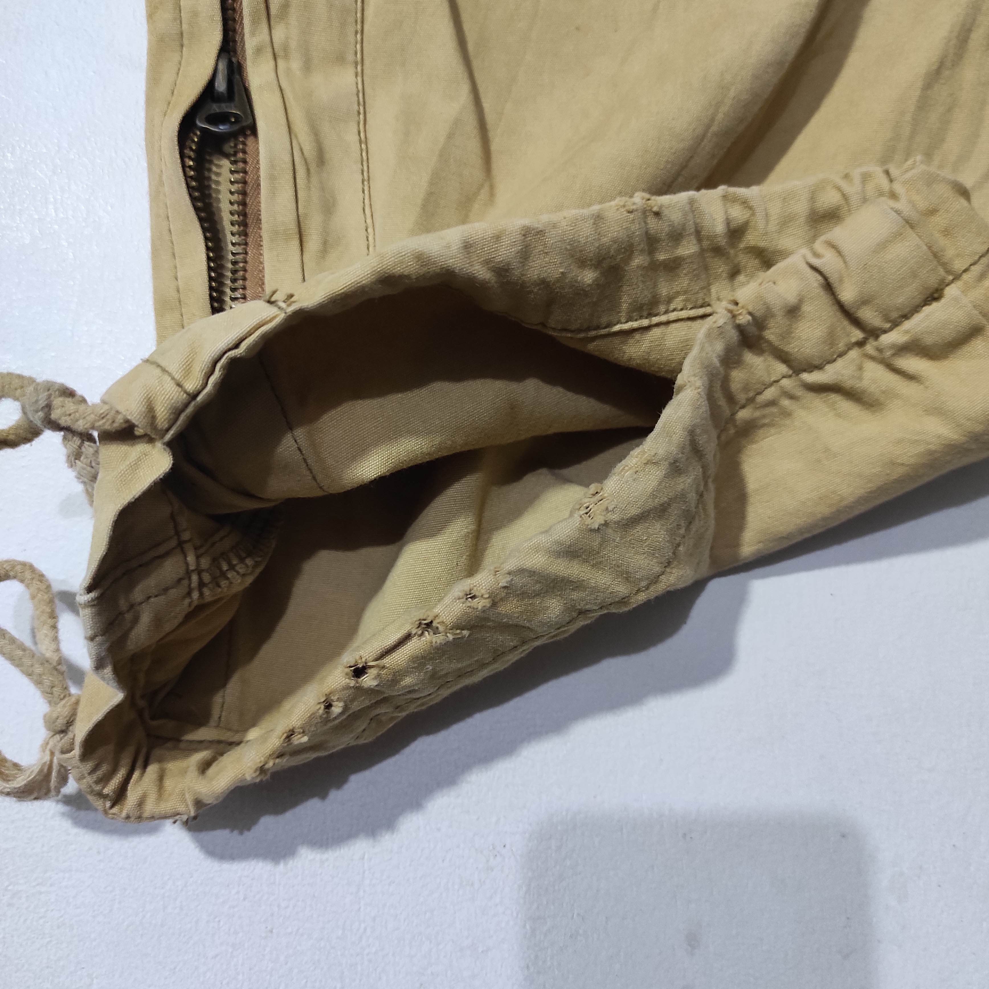 Abercrombie & Fitch ABEROROMBIE & FITCH TACTICAL CARGO PANT Size US 31 - 15 Thumbnail