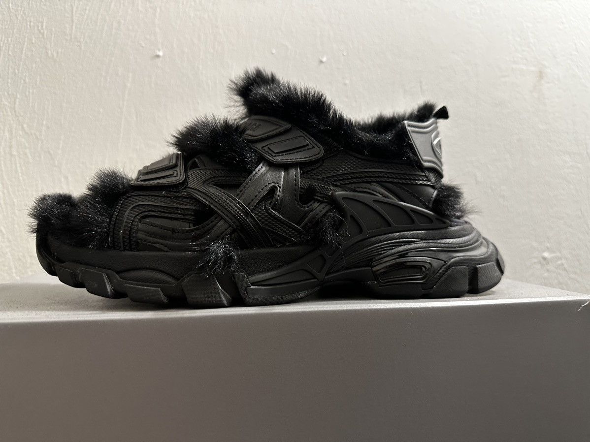 Balenciaga Balenciaga fur track slides Size US 9 / EU 42 - 3 Thumbnail