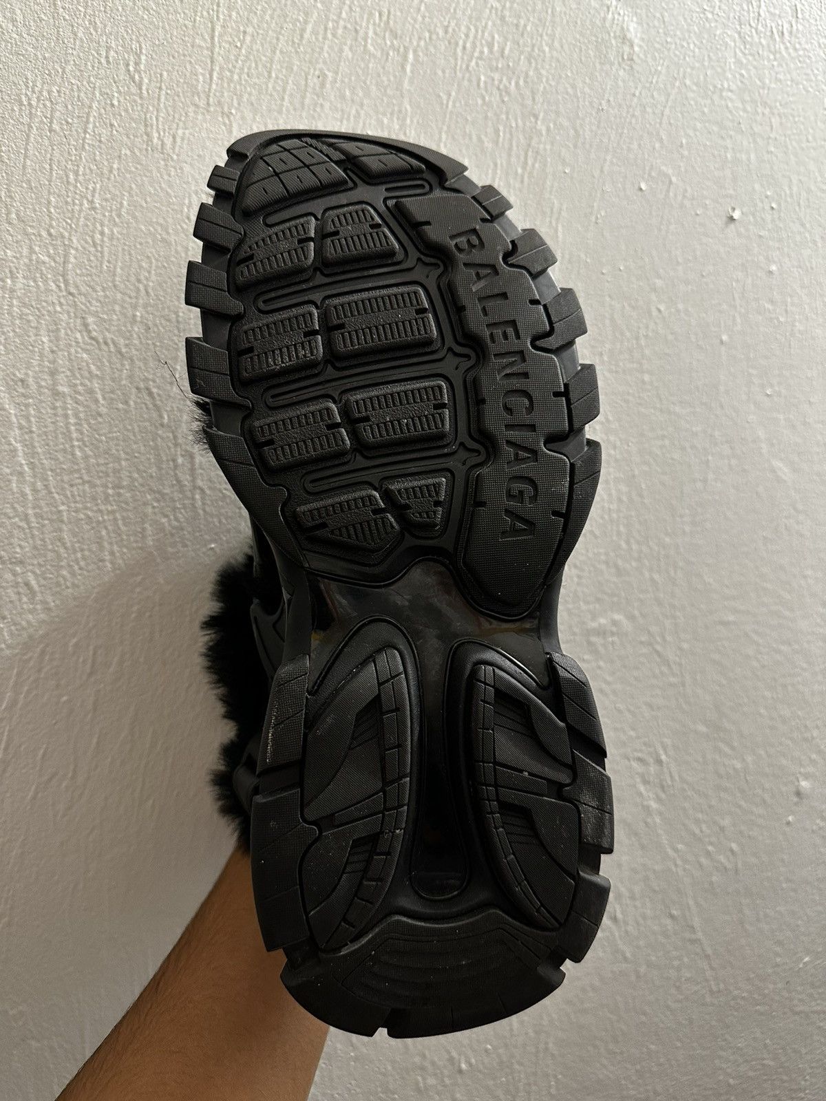 Balenciaga Balenciaga fur track slides Size US 9 / EU 42 - 8 Thumbnail