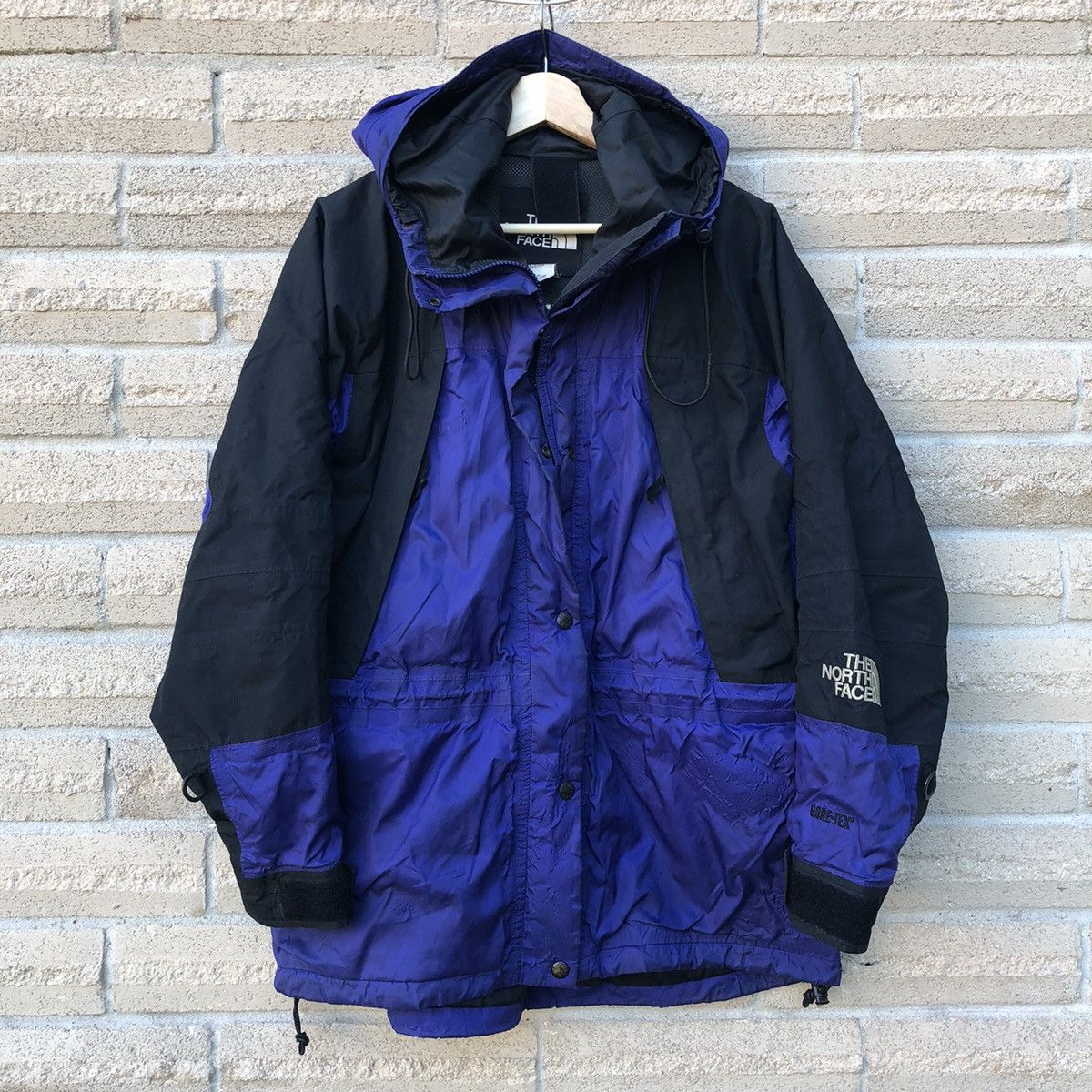 The North Face × Vintage Vintage THE NORTH FACE HOODED GORETEX MOUNTAIN JACKET purple Size S / US 4 / IT 40 - 1 Thumbnail