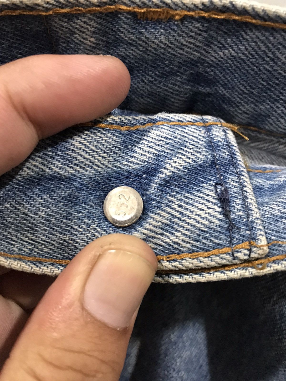 Levi's × Vintage Vintage 90s Levis 501 USA Made Button #552 Denim Size US 38 / EU 54 - 7 Thumbnail