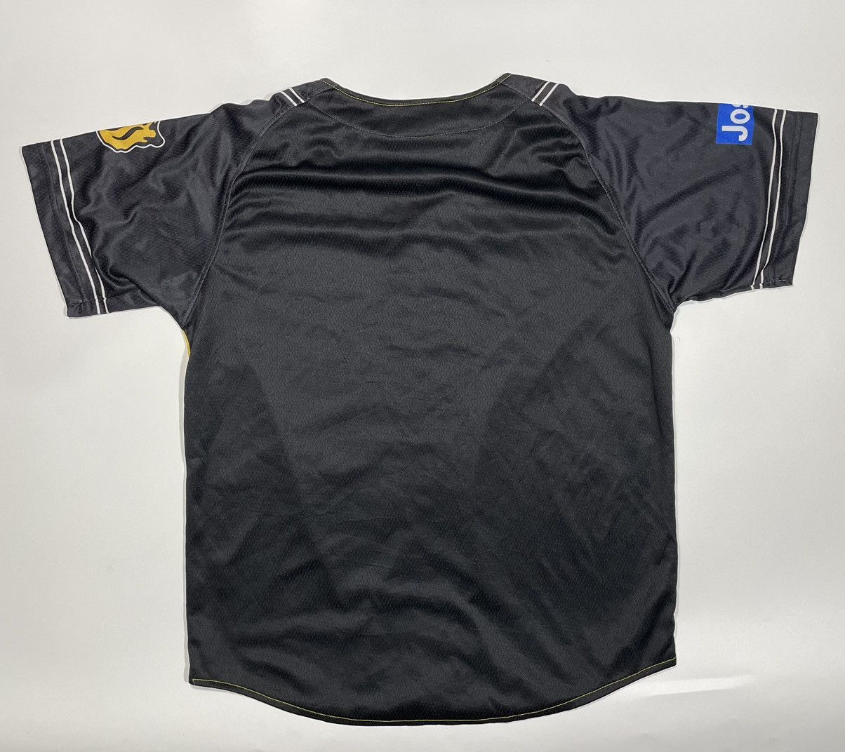Japanese Brand × Vintage Vintage Mizuno The Hanshin Tigers Japan baseball sport champ Size US M / EU 48-50 / 2 - 3 Thumbnail