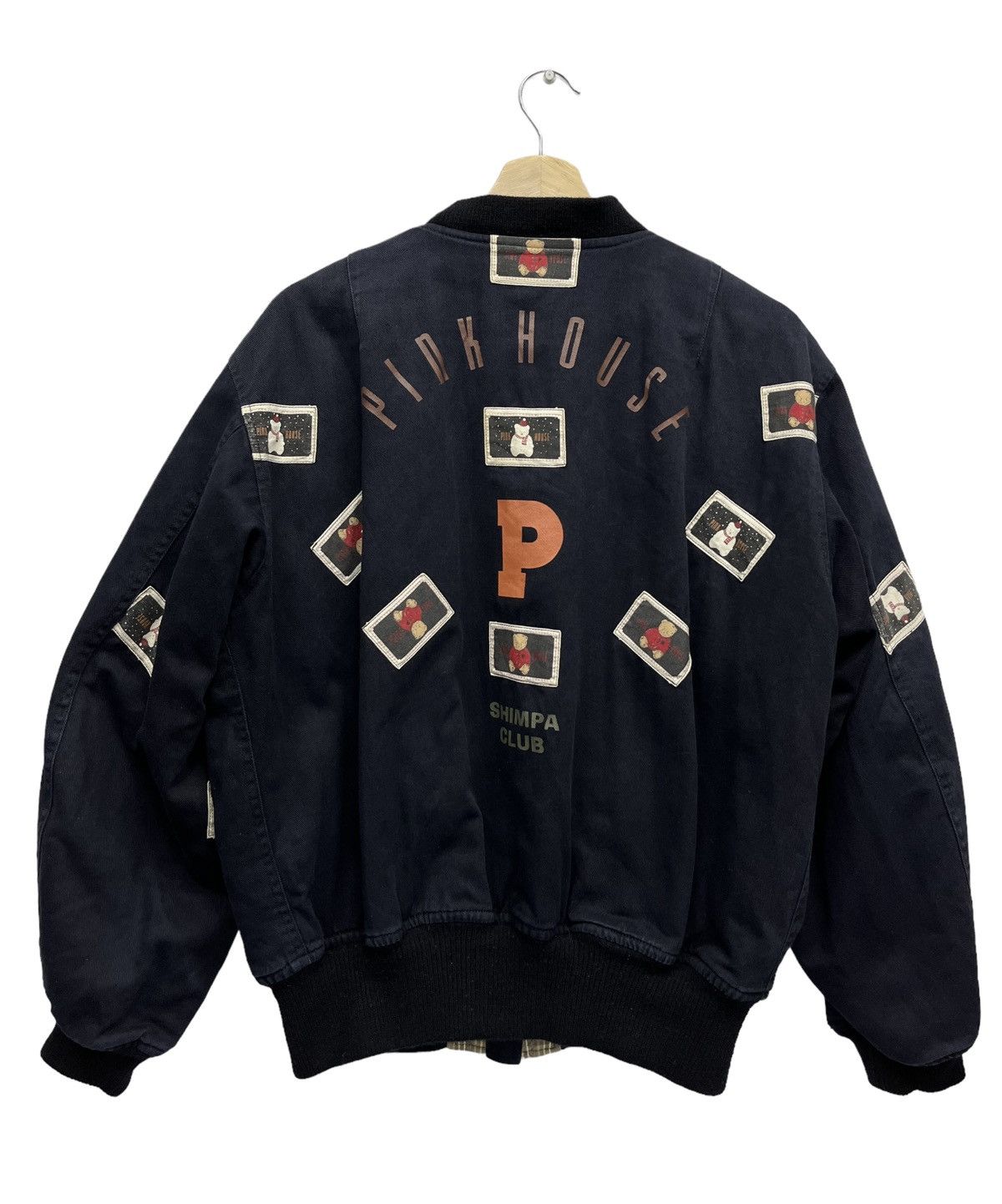 Japanese Brand 80’s PINK HOUSE SHIMPA CLUB JAPAN Bear Patches Ma-1 Bomber Size US M / EU 48-50 / 2 - 4 Thumbnail