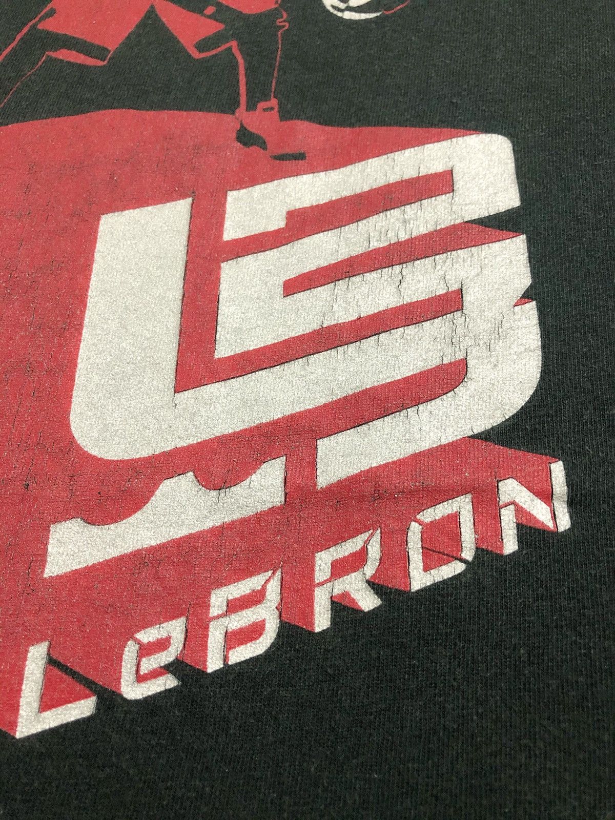 Vintage 00's Lebron Air Zoom 1st Generation tee Size US L / EU 52-54 / 3 - 8 Thumbnail