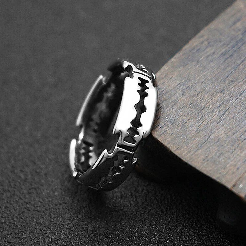 Jewelry Bladed Ring Size ONE SIZE - 7 Thumbnail