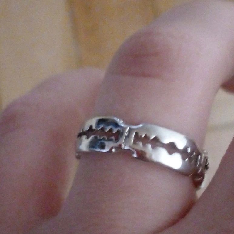 Jewelry Bladed Ring Size ONE SIZE - 10 Thumbnail