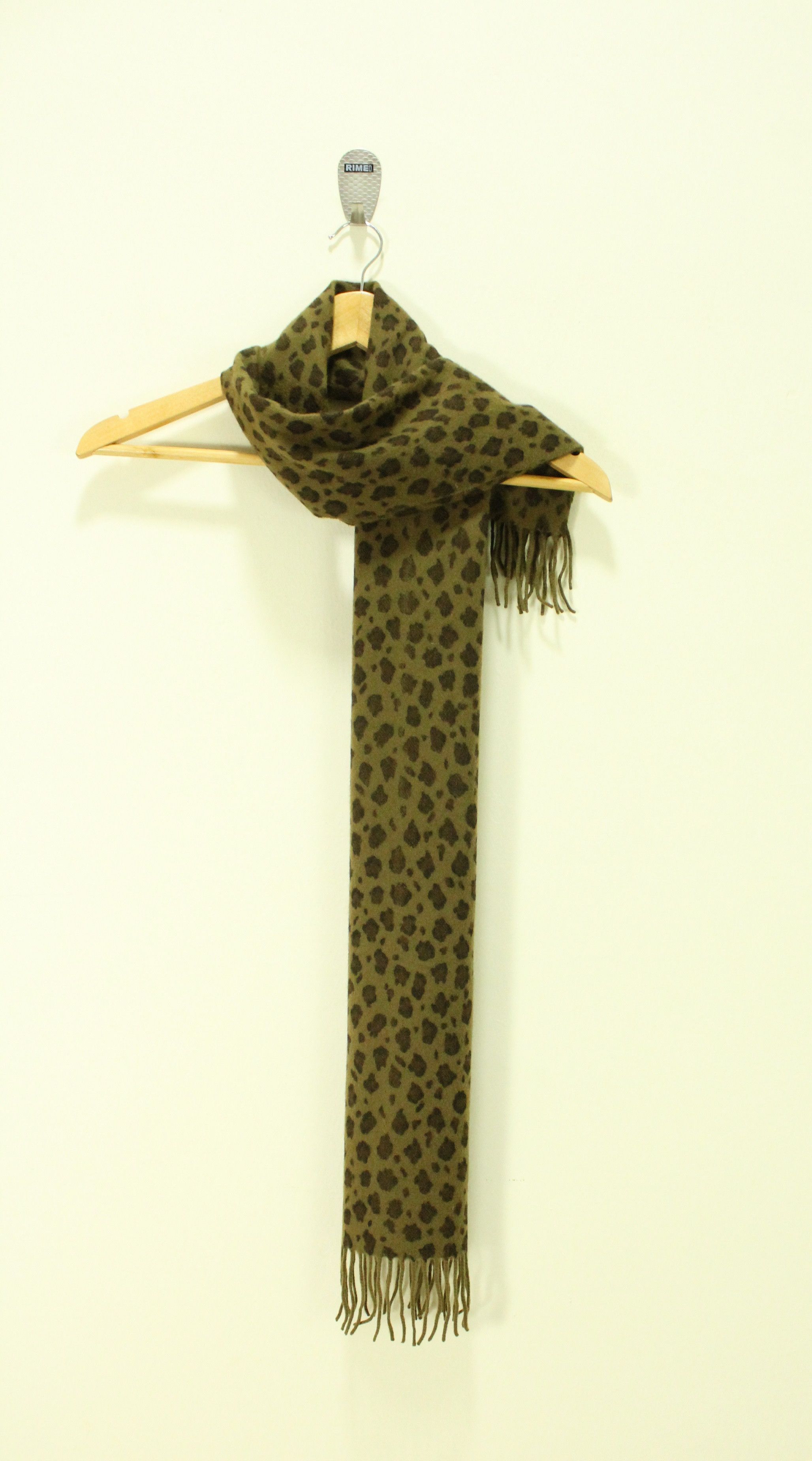 Vintage × Yves Saint Laurent YVES SAINT LAURENT Scarf Muffler Cashmere Leopard Cheetah Size ONE SIZE - 5 Thumbnail